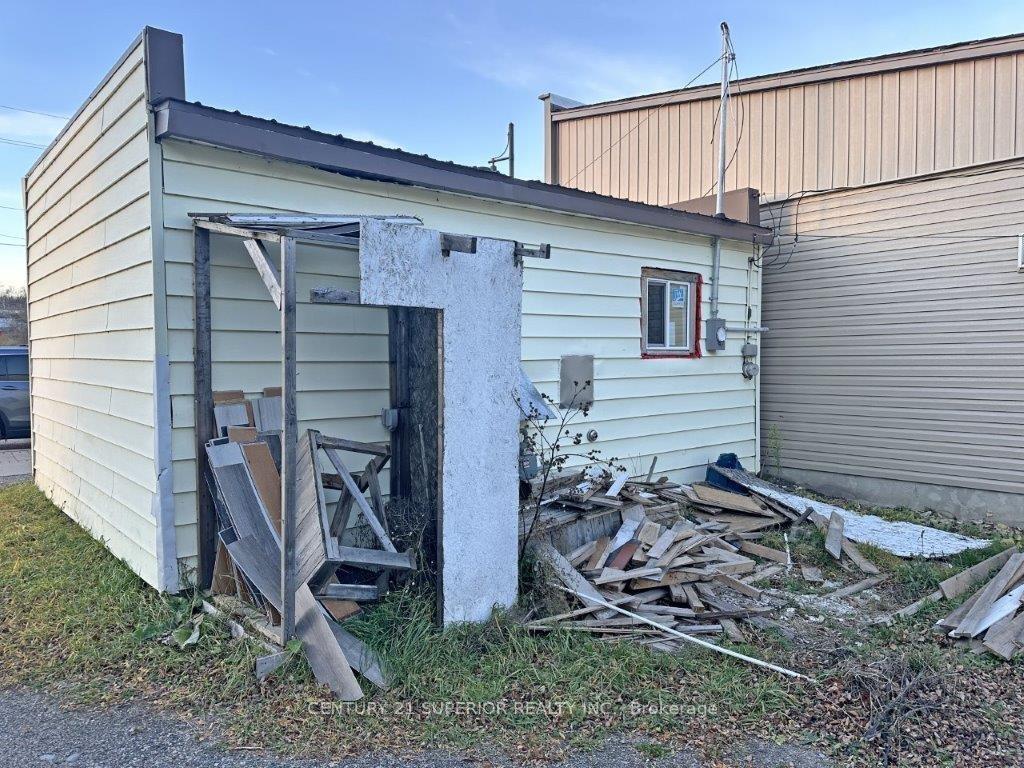 Photo 19 of 12 Front Street, Nipigon — HOMEH