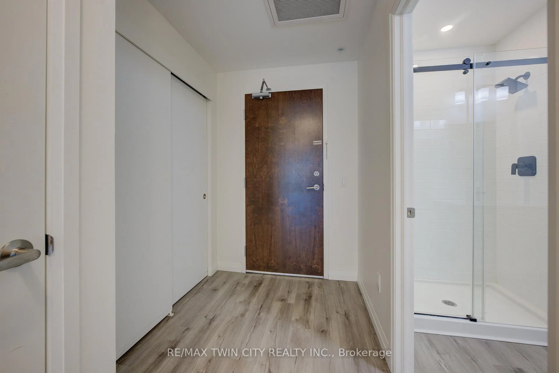 Photo 7 of Unit 713, 108 Garment Street, Waterloo — HOMEH