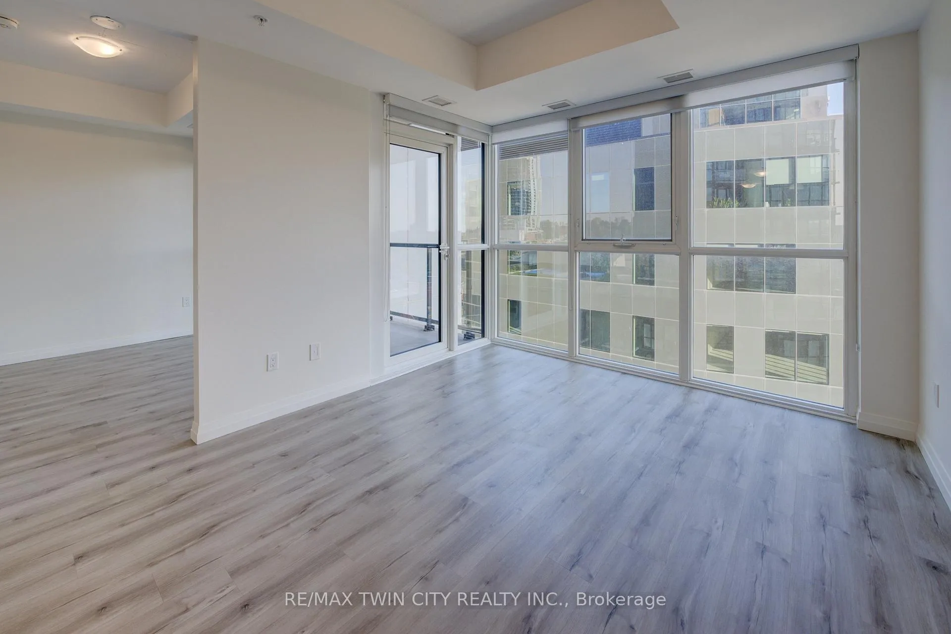 Photo 17 of Unit 713, 108 Garment Street, Waterloo — HOMEH