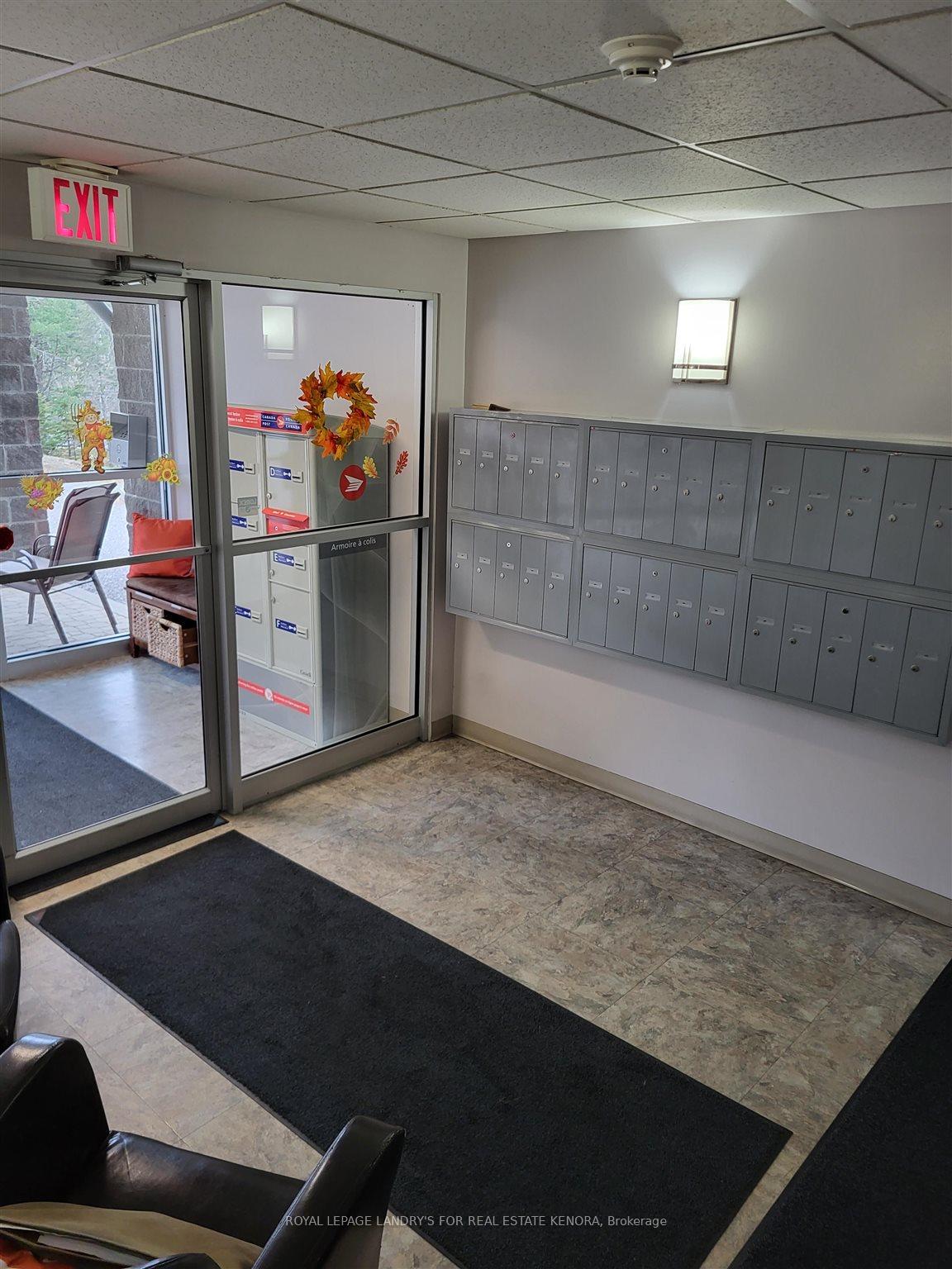 Photo 6 of Unit 210, 471 Lakeview Drive, Kenora, Norman — HOMEH