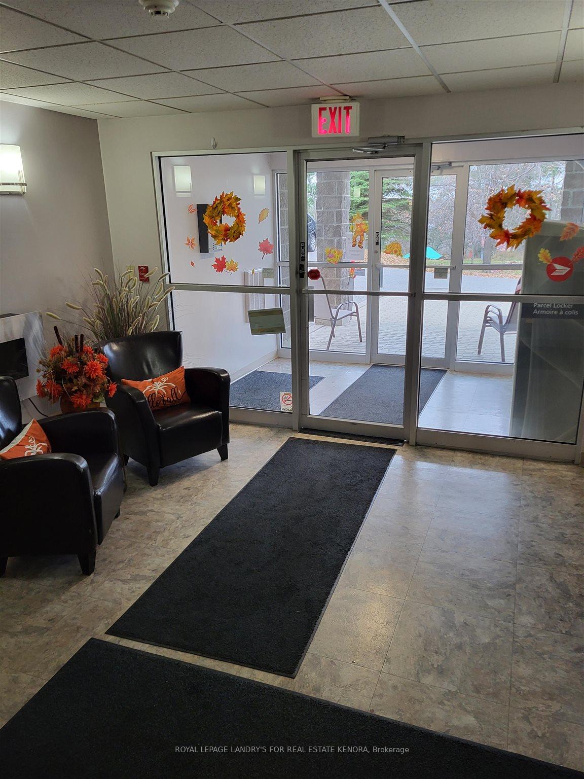 Photo 7 of Unit 210, 471 Lakeview Drive, Kenora, Norman — HOMEH