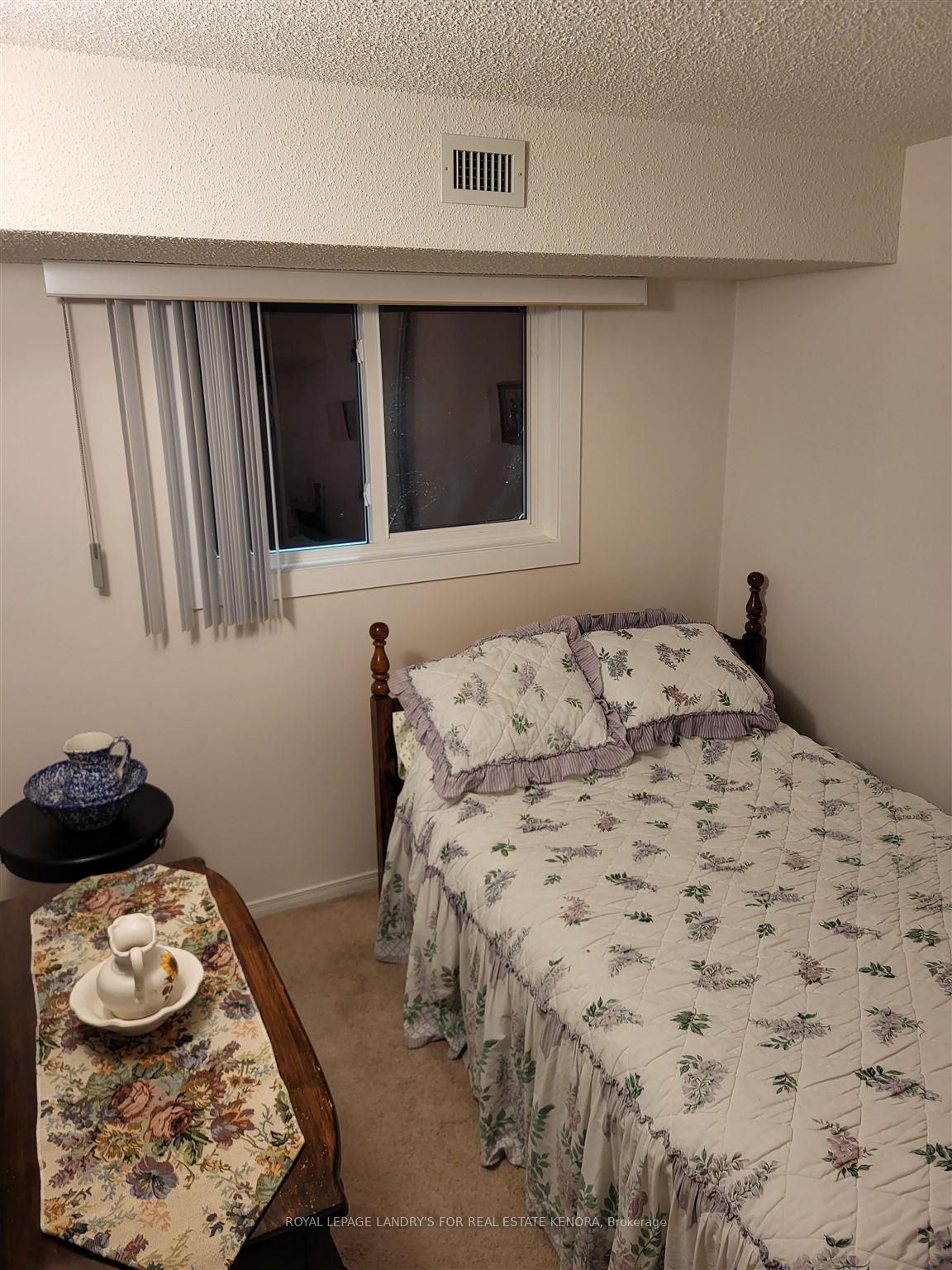 Photo 9 of Unit 210, 471 Lakeview Drive, Kenora, Norman — HOMEH