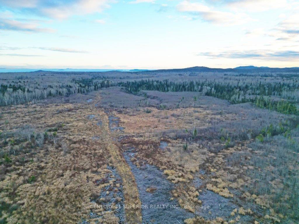 Photo 14 of PCL 8785 Fish Hatchery Road, Dorion — HOMEH