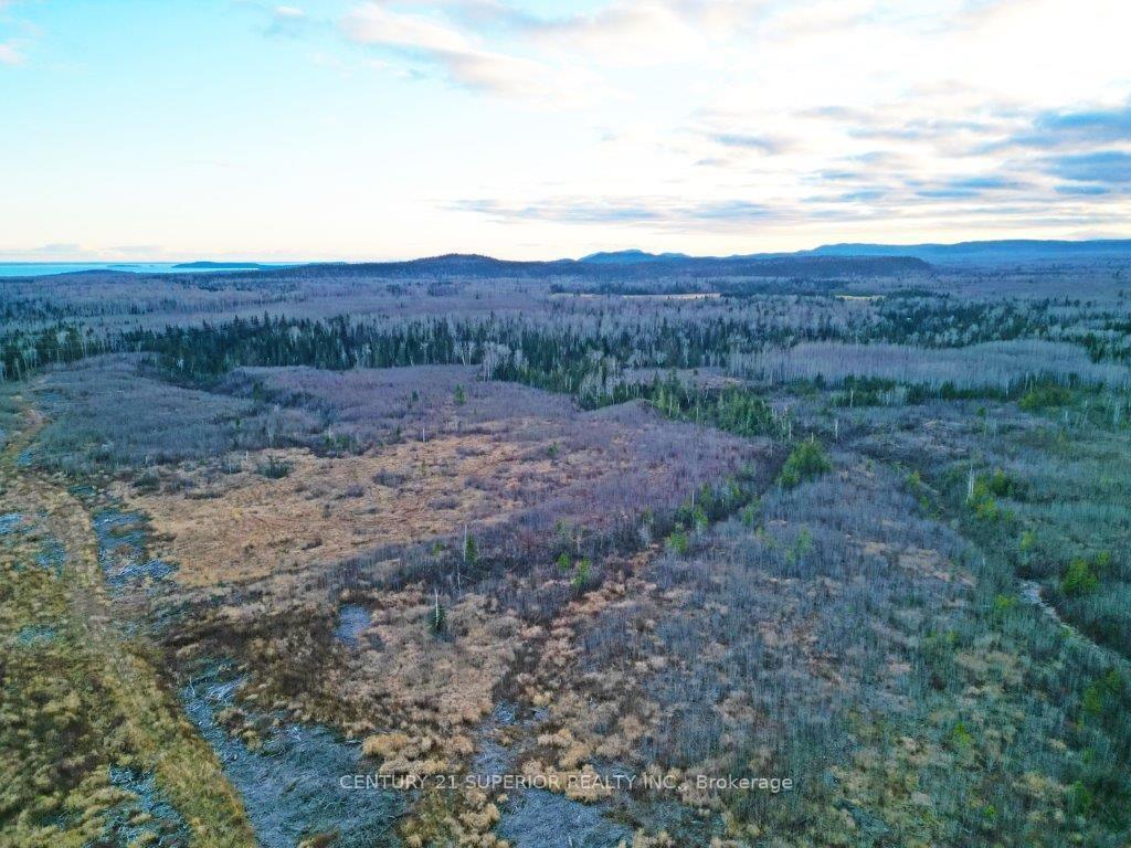 Photo 17 of PCL 8785 Fish Hatchery Road, Dorion — HOMEH