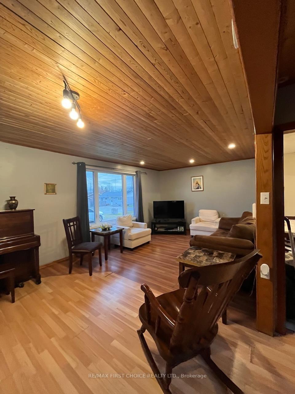Photo 8 of 101 Albany Place, Greenstone — HOMEH