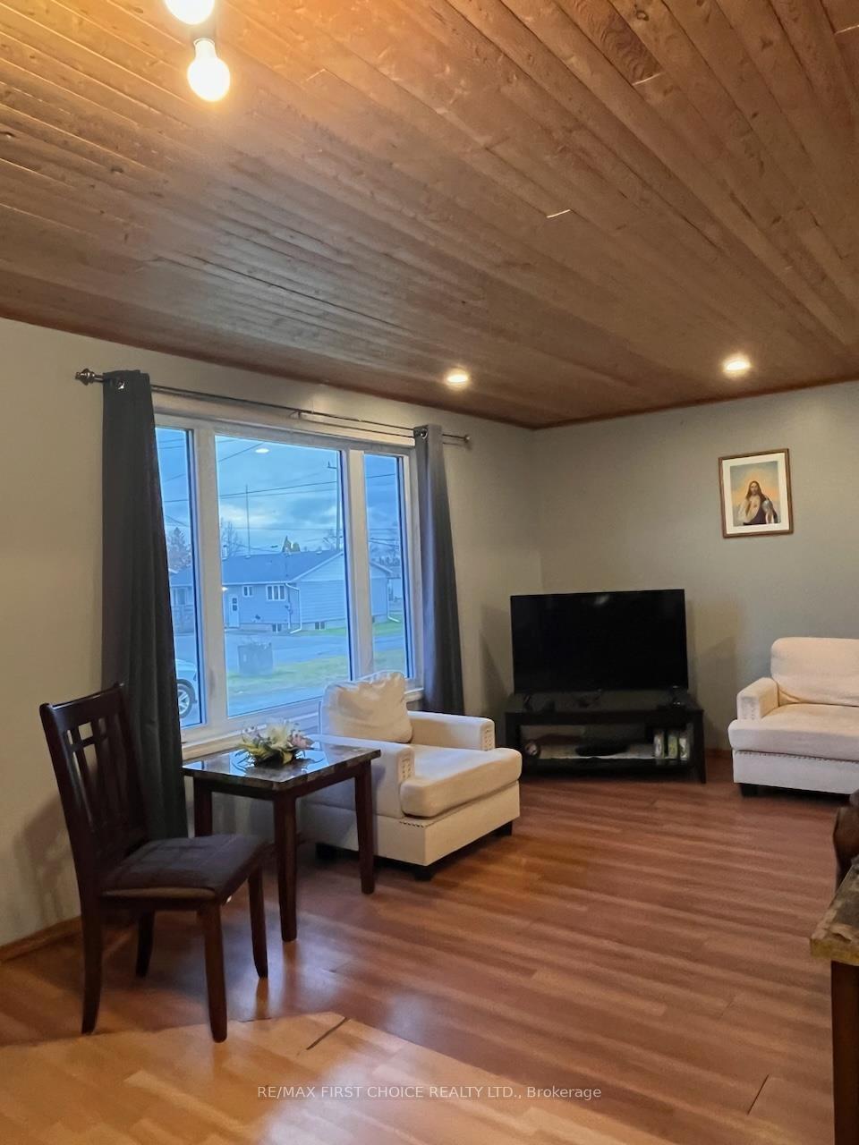 Photo 9 of 101 Albany Place, Greenstone — HOMEH