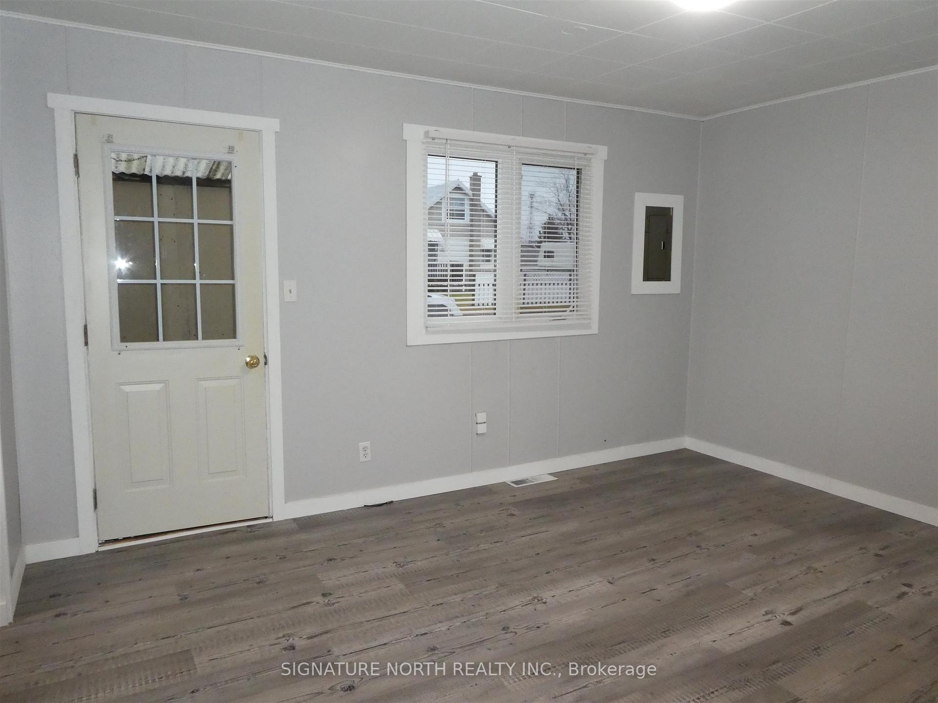 Photo 7 of 208 Third Ave SE, Greenstone — HOMEH