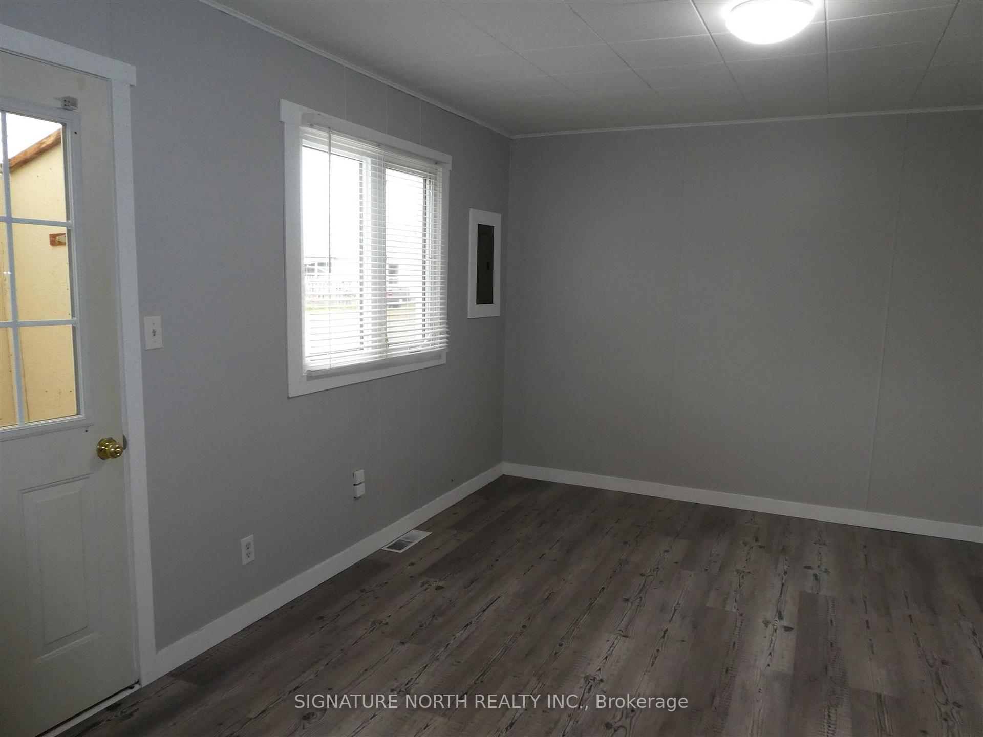 Photo 8 of 208 Third Ave SE, Greenstone — HOMEH