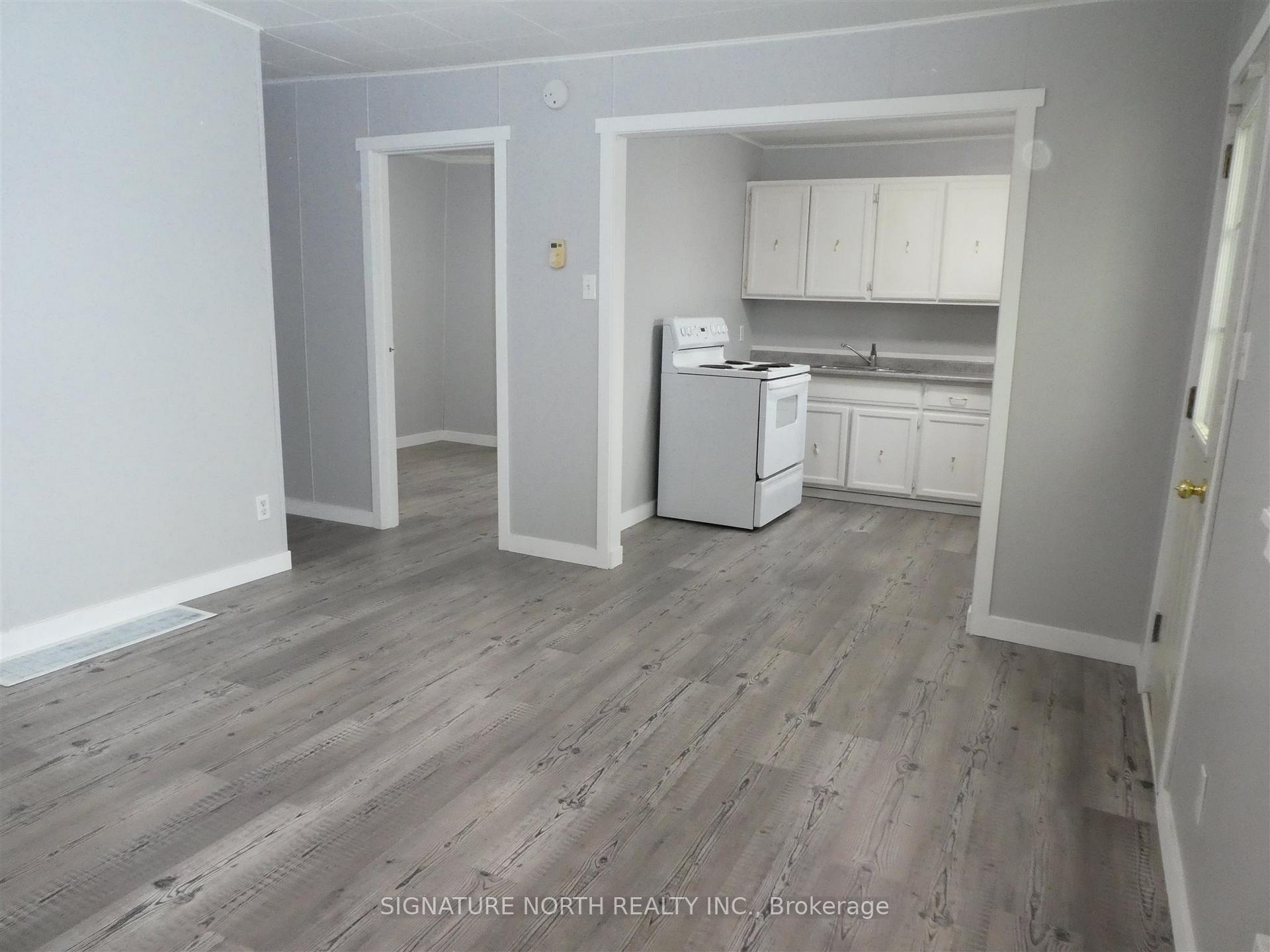 Photo 9 of 208 Third Ave SE, Greenstone — HOMEH