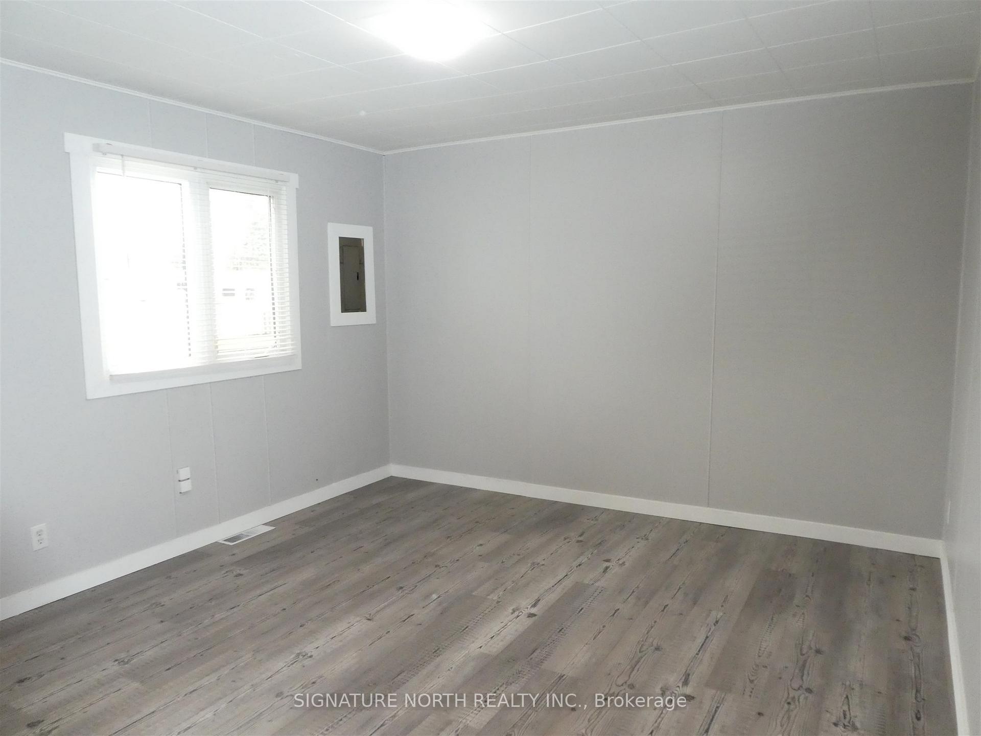 Photo 10 of 208 Third Ave SE, Greenstone — HOMEH