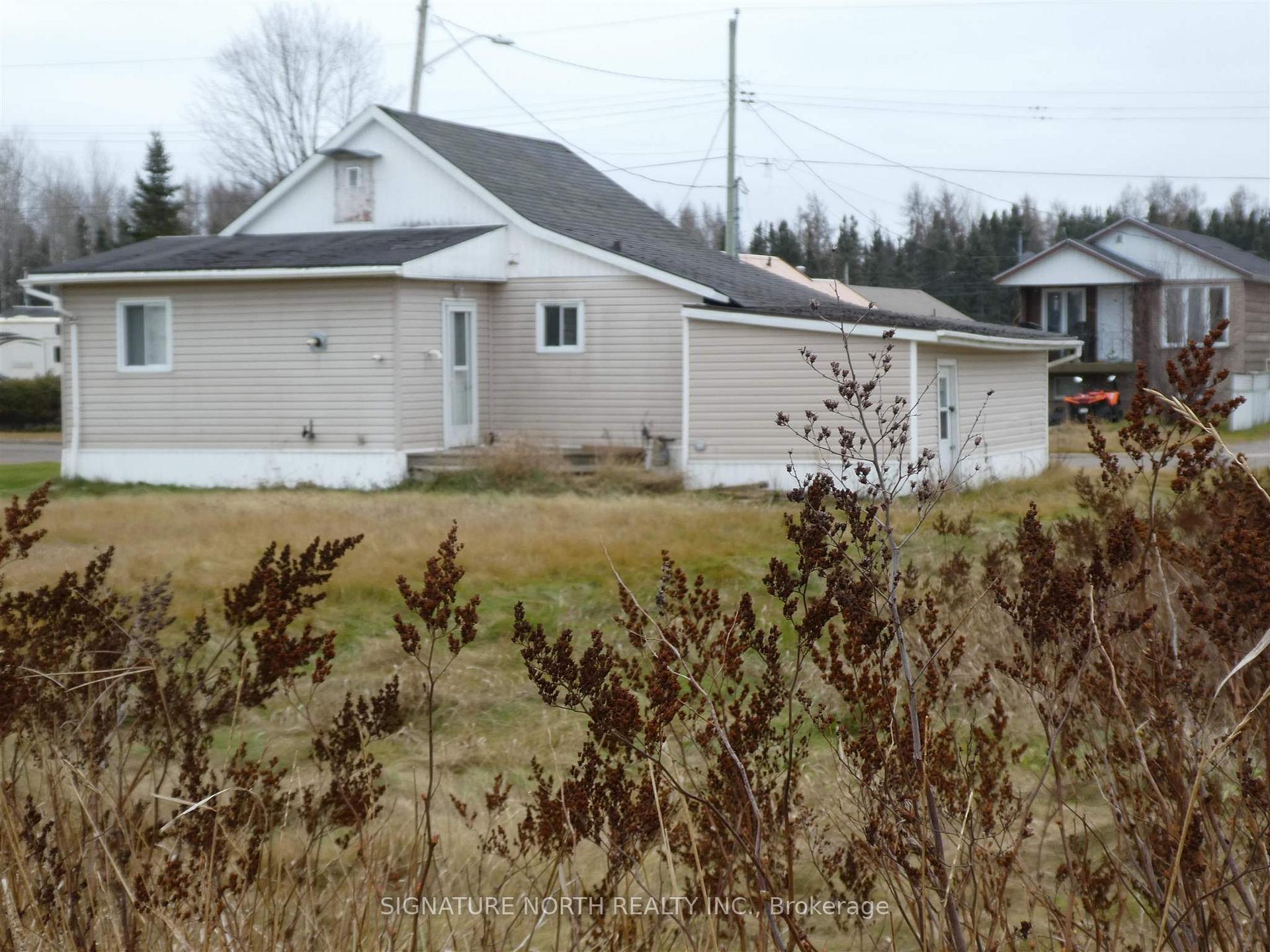 Photo 33 of 208 Third Ave SE, Greenstone — HOMEH