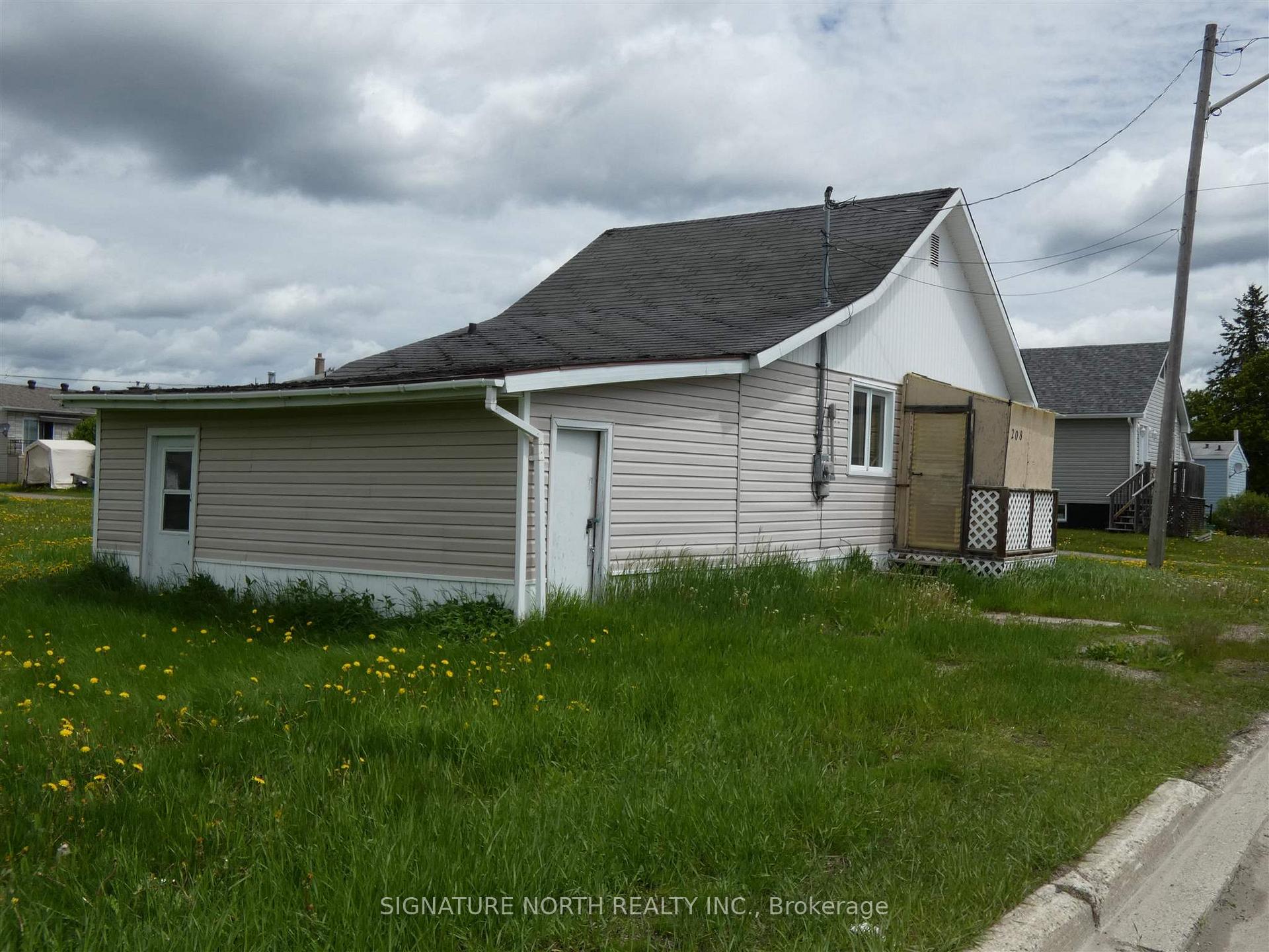 Photo 43 of 208 Third Ave SE, Greenstone — HOMEH