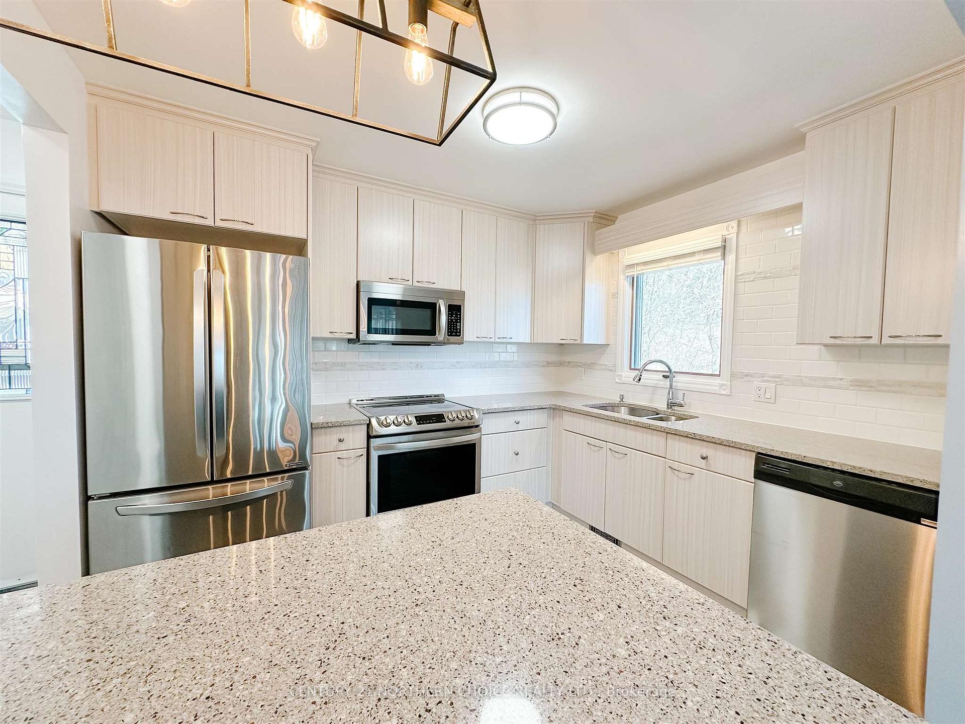 Photo 12 of 1-35 Nash Street, Kenora, Norman — HOMEH