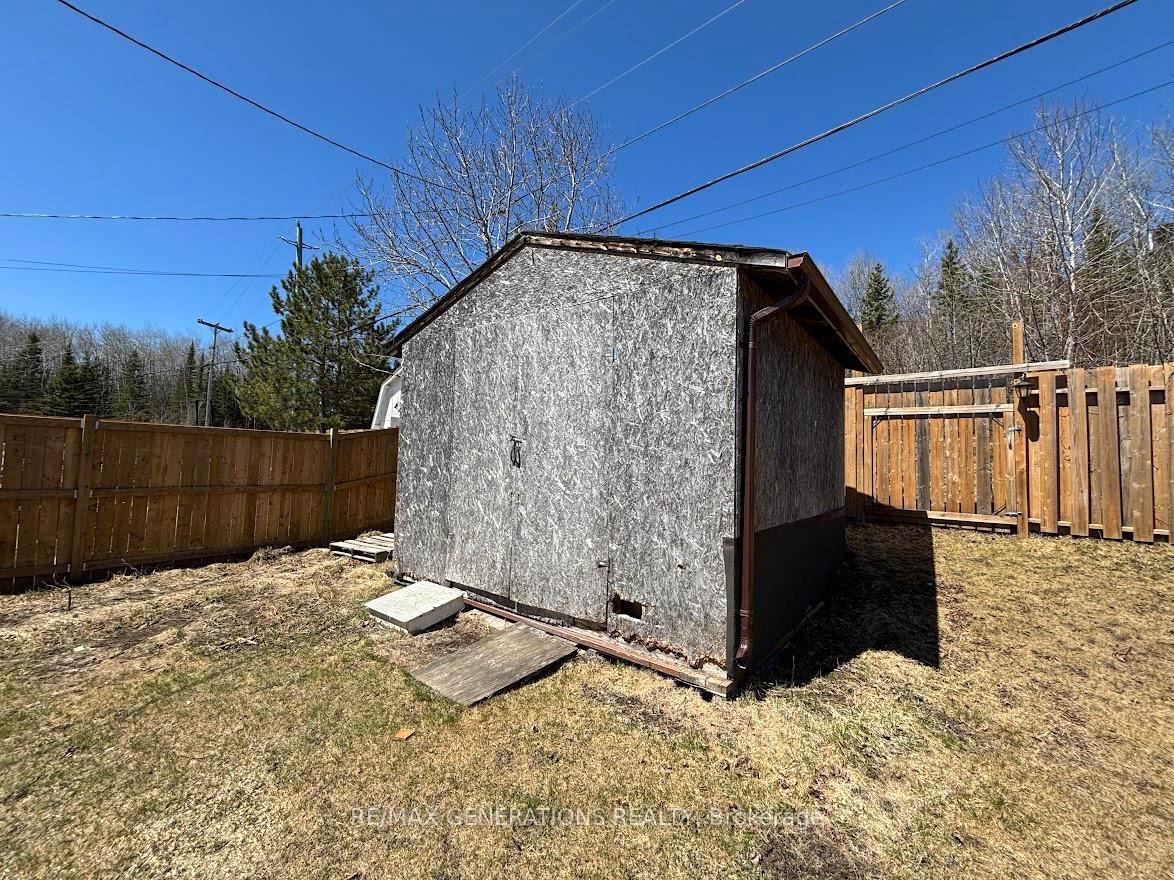 Photo 42 of 73 Warbler Drive, Manitouwadge — HOMEH