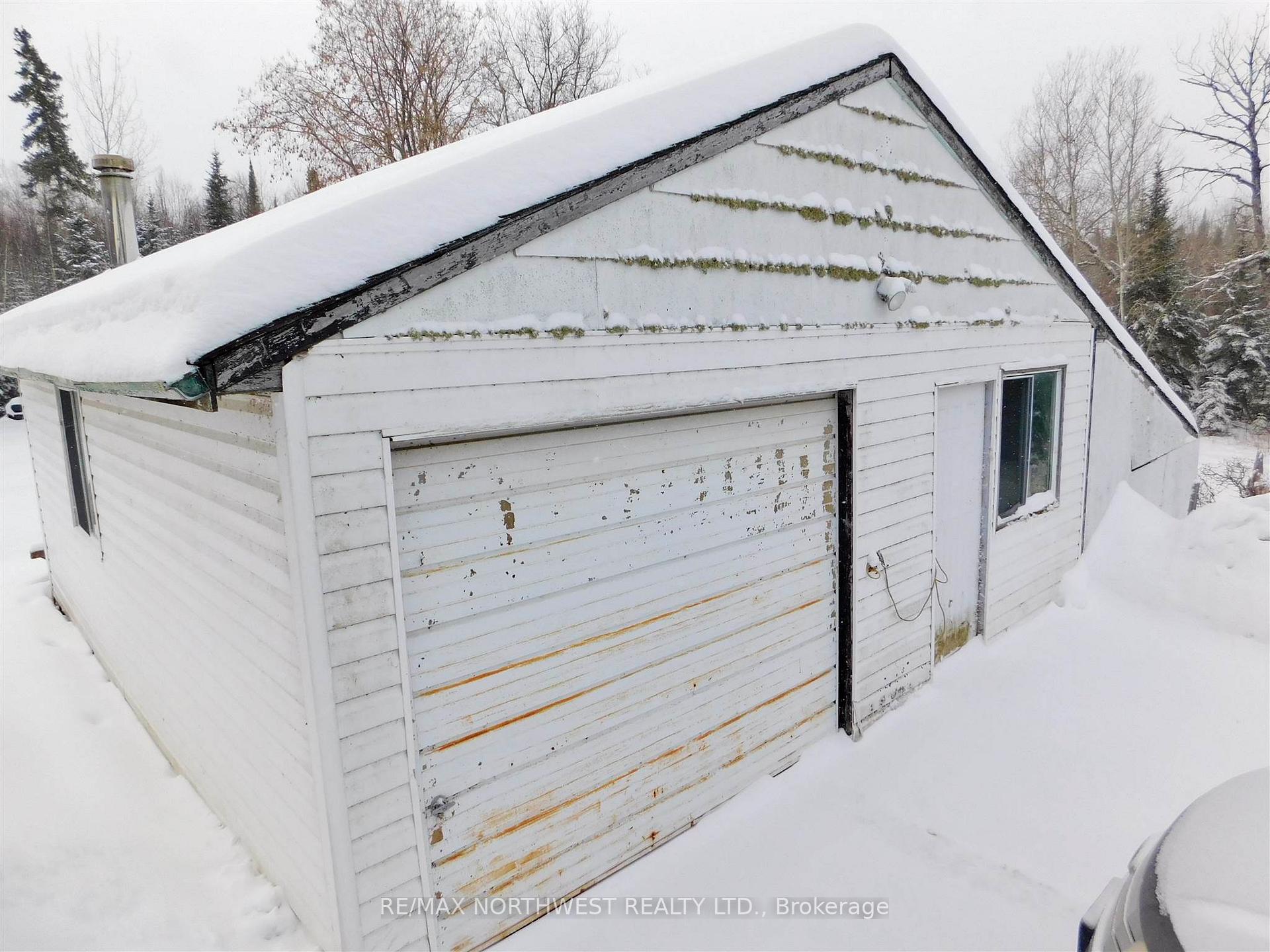 Photo 4 of 14452 Hwy 17, Dryden, Thunder Lake — HOMEH