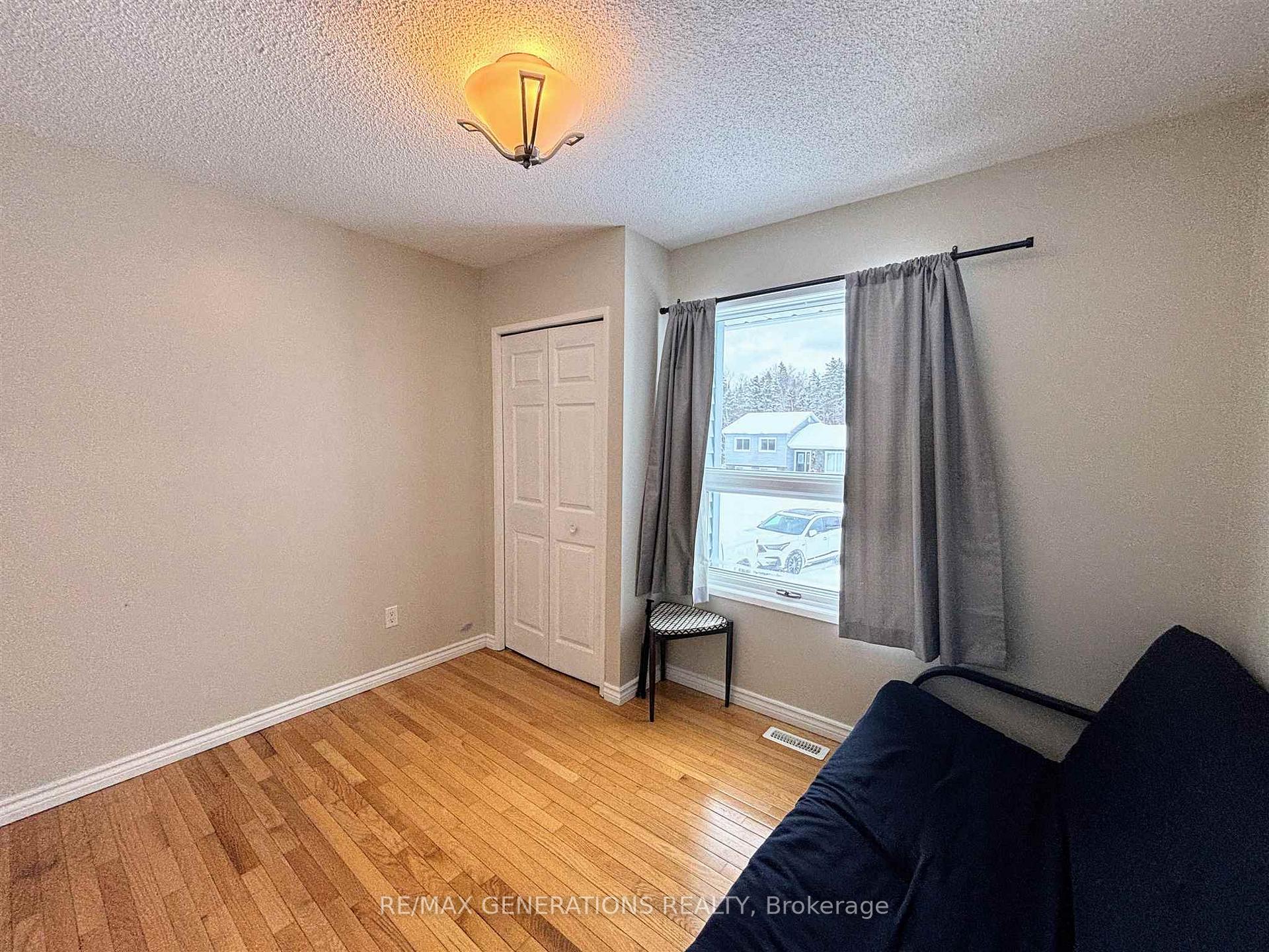 Photo 13 of 13 Pinewood Walk, Marathon — HOMEH
