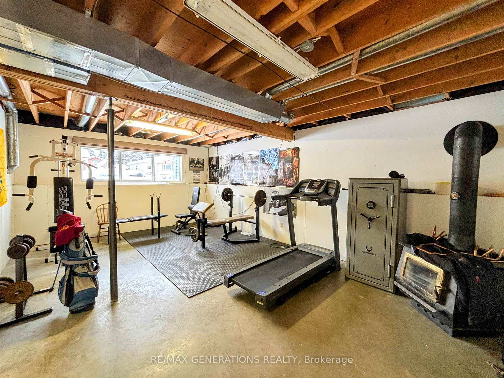 Photo 19 of 13 Pinewood Walk, Marathon — HOMEH