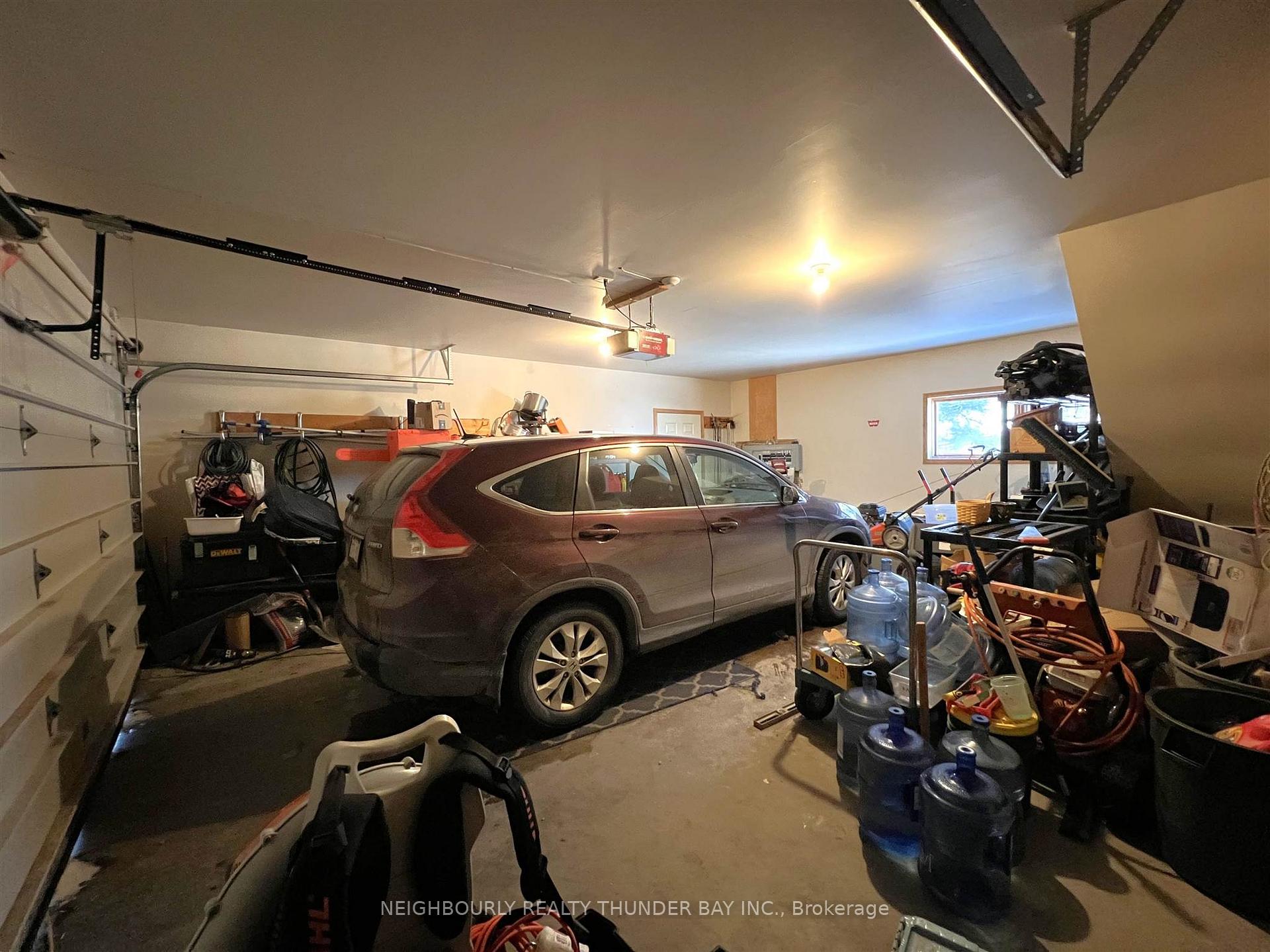 Photo 29 of 170 Island Avenue, Neebing, Blake — HOMEH