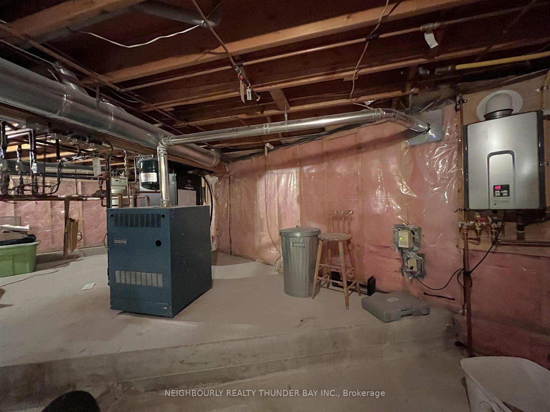 Photo 31 of 170 Island Avenue, Neebing, Blake — HOMEH
