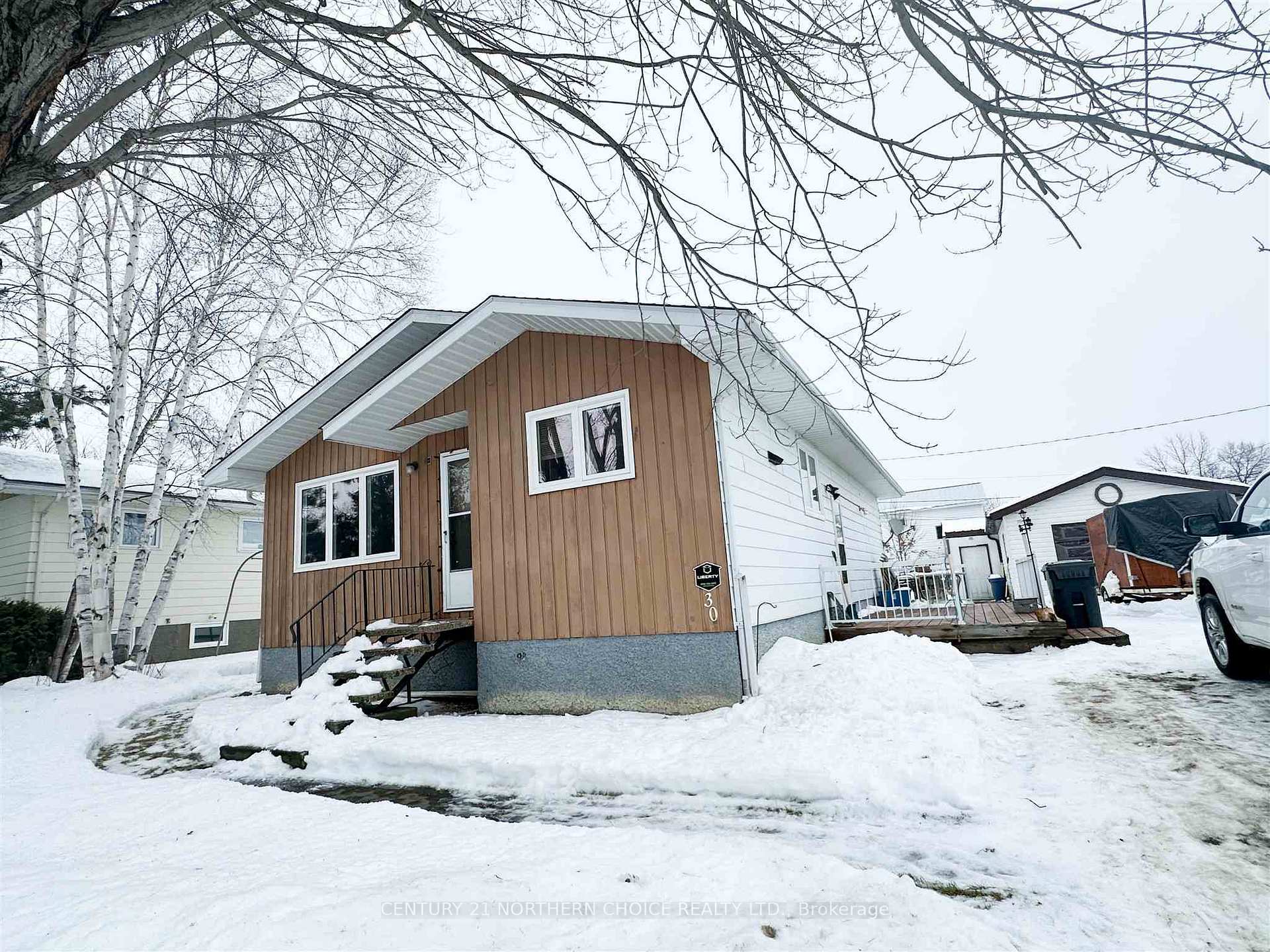 Photo 2 of 30 Seventh Street, Red Lake — HOMEH
