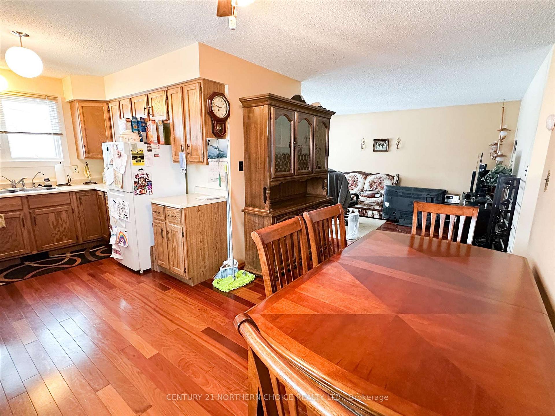 Photo 6 of 30 Seventh Street, Red Lake — HOMEH