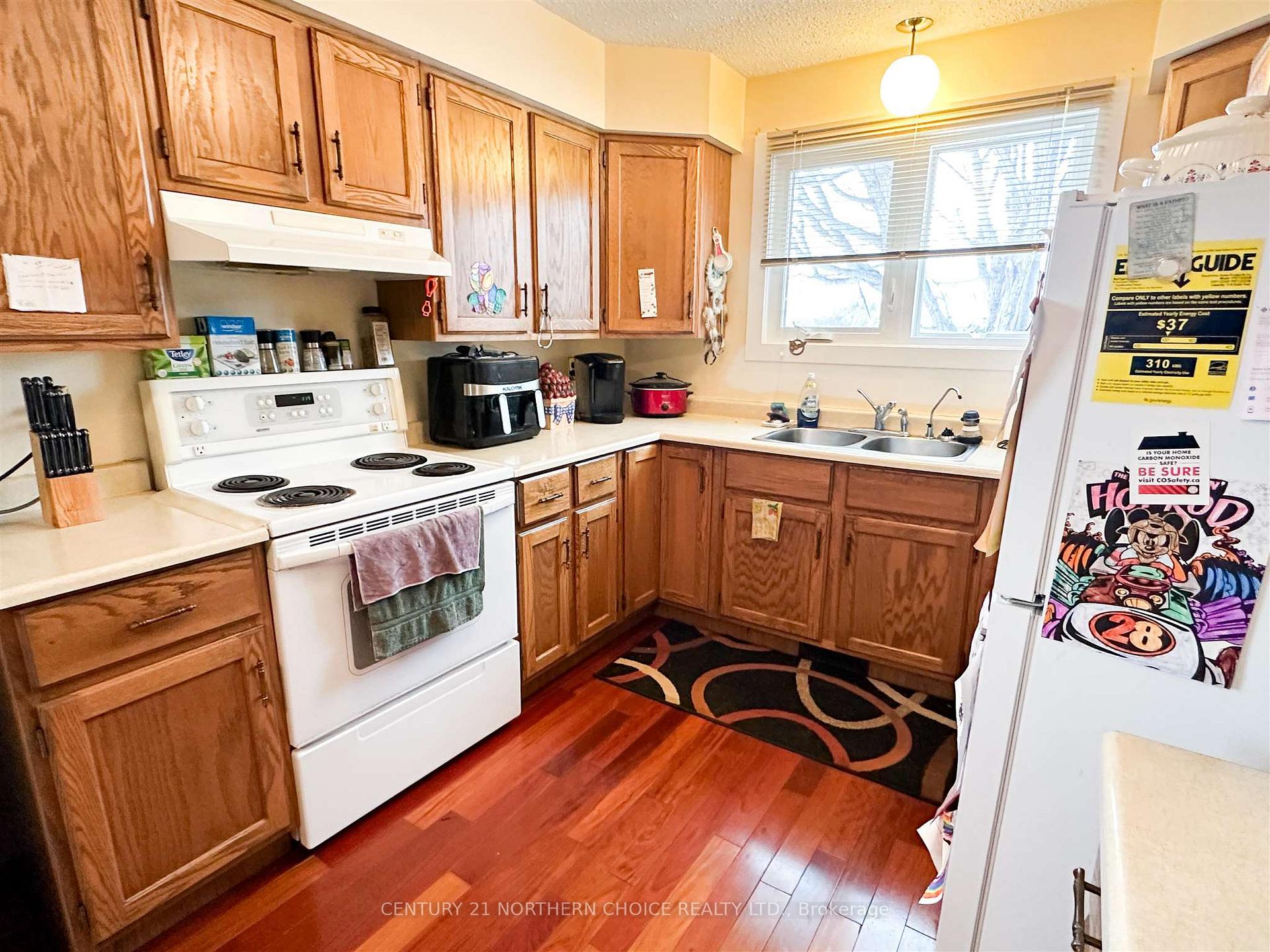 Photo 8 of 30 Seventh Street, Red Lake — HOMEH