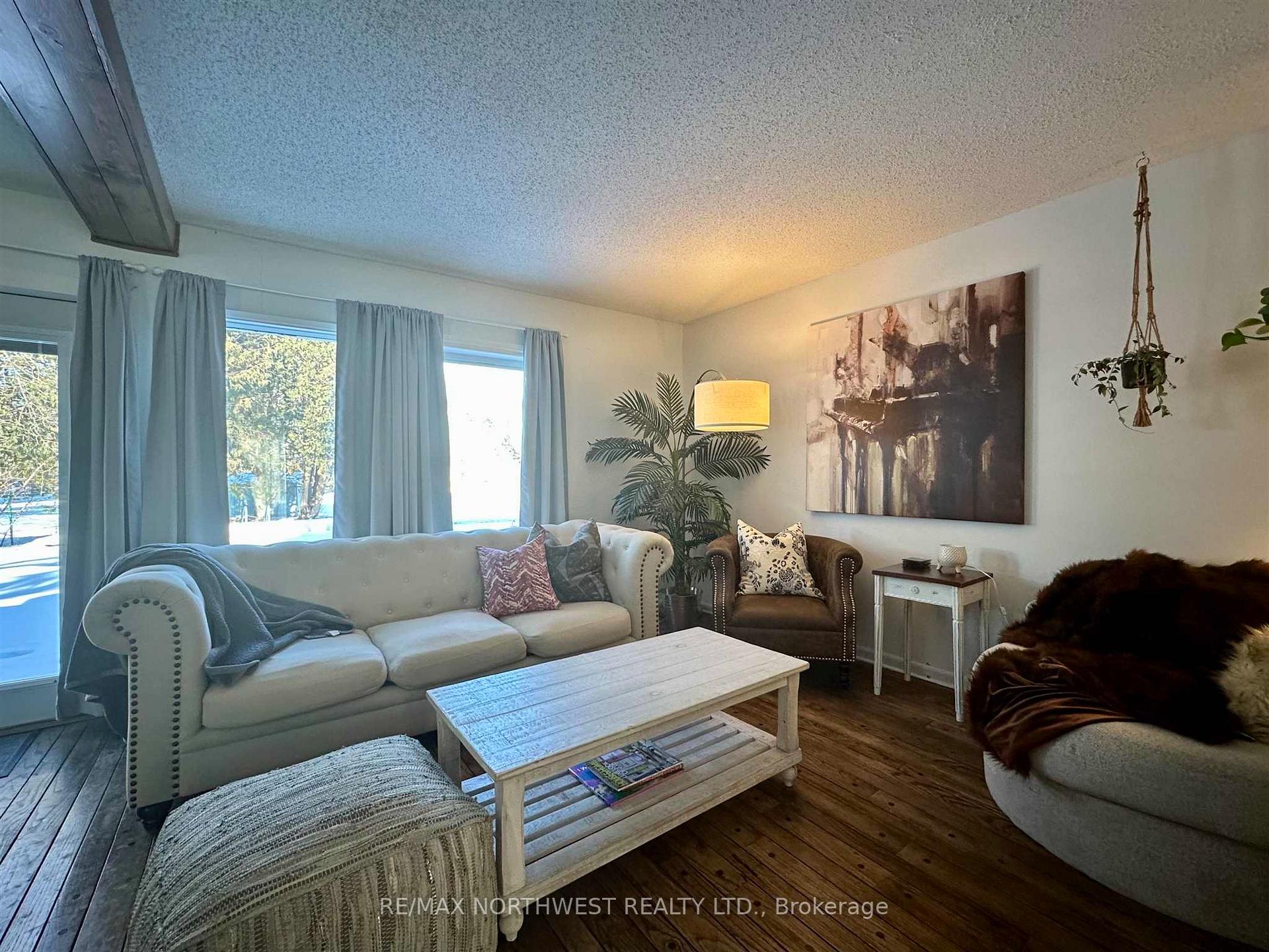 Photo 14 of 1012 River Road W, Fort Frances — HOMEH