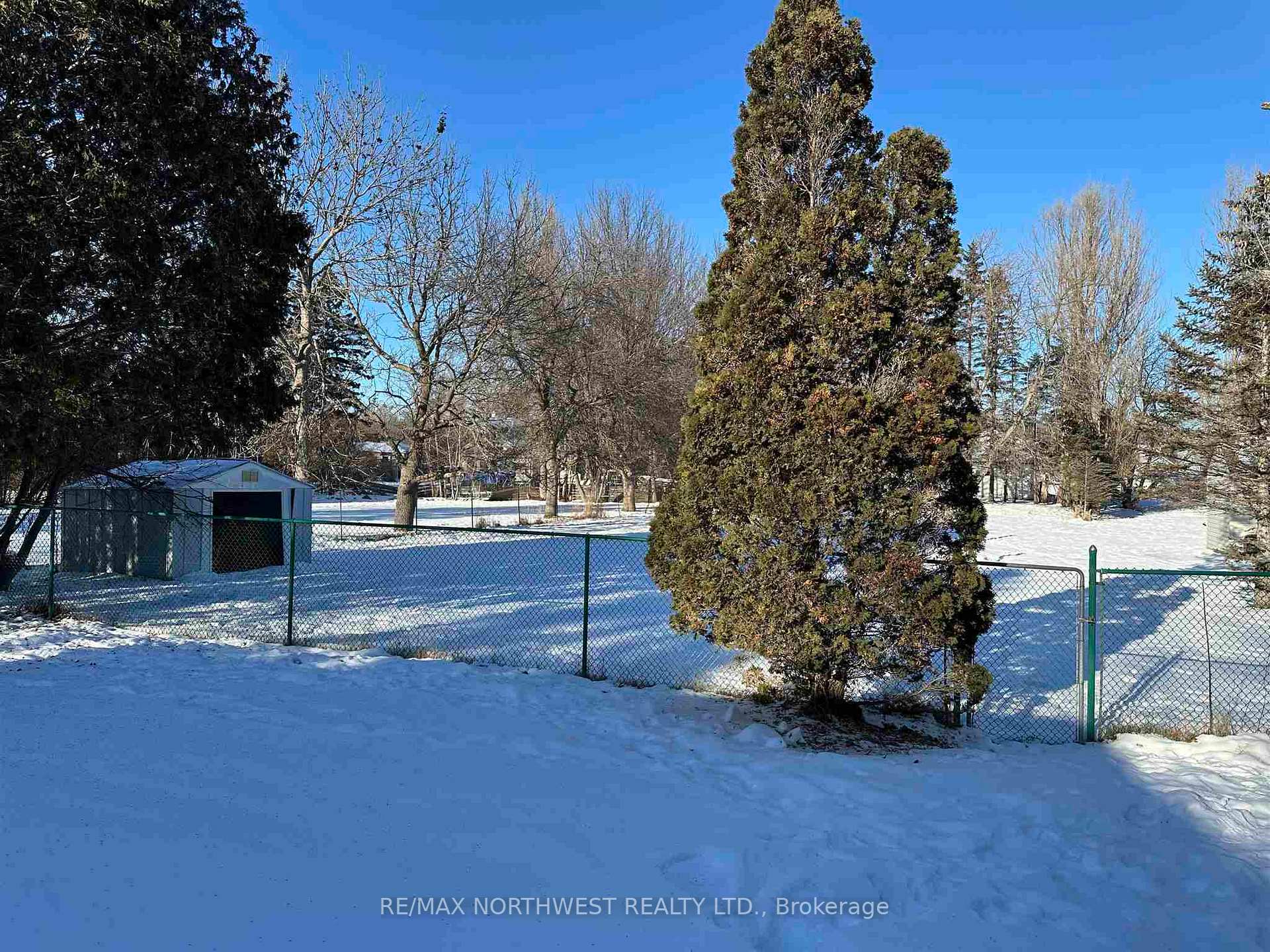 Photo 30 of 1012 River Road W, Fort Frances — HOMEH