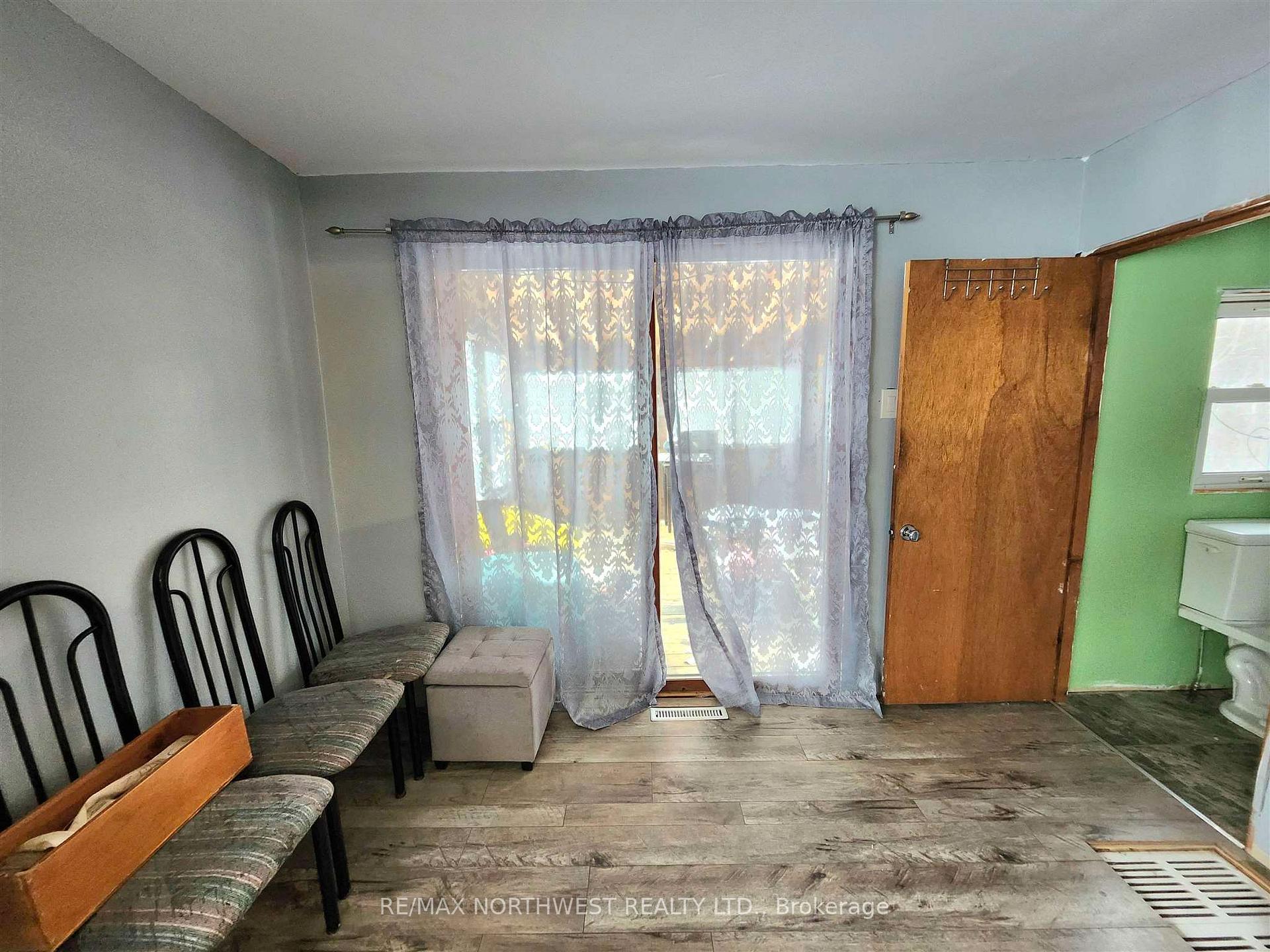 Photo 12 of 164 Third Avenue, Kenora Remote Area, Redditt — HOMEH