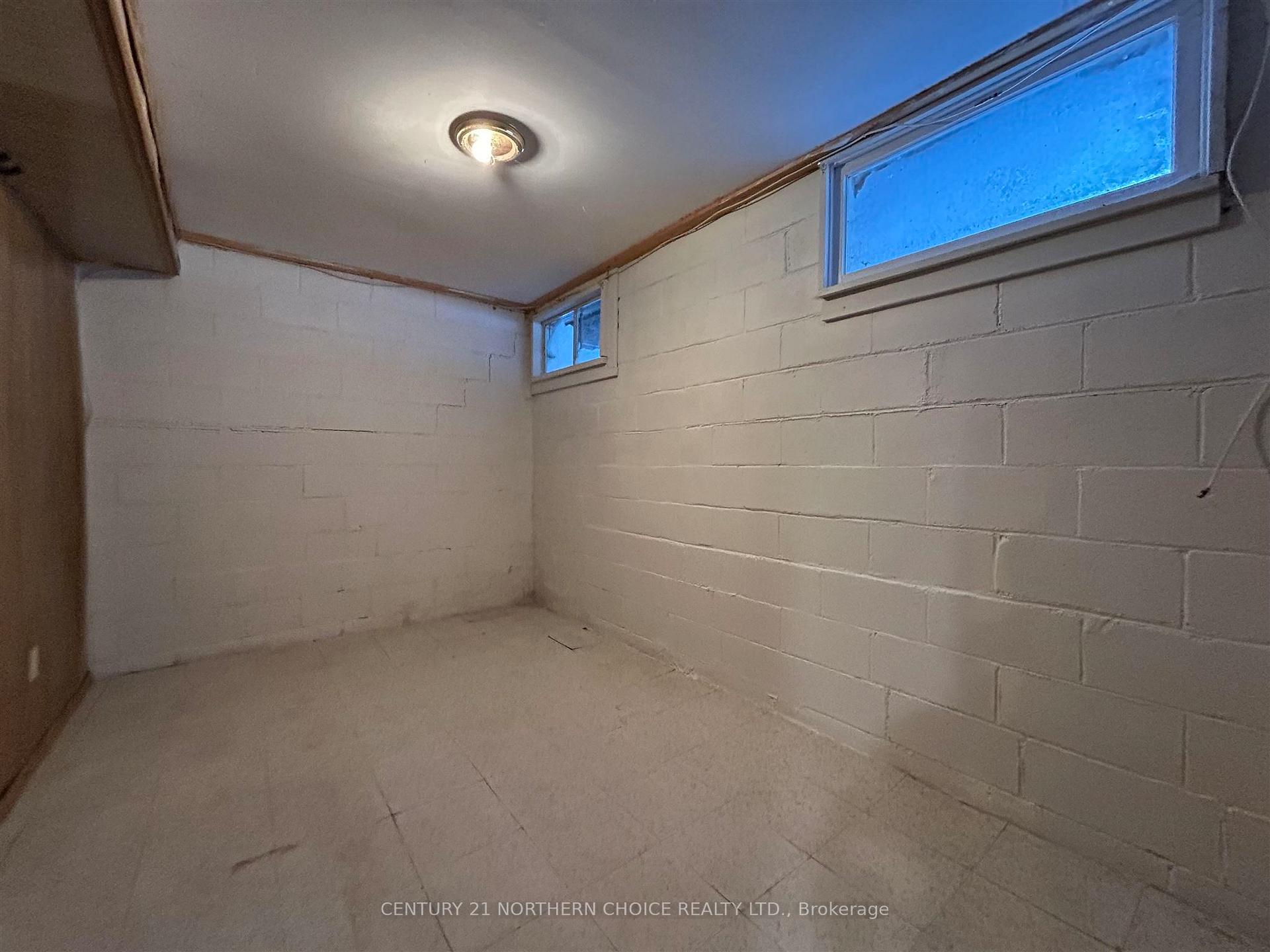 Photo 25 of 1109 Kings Highway, Fort Frances — HOMEH
