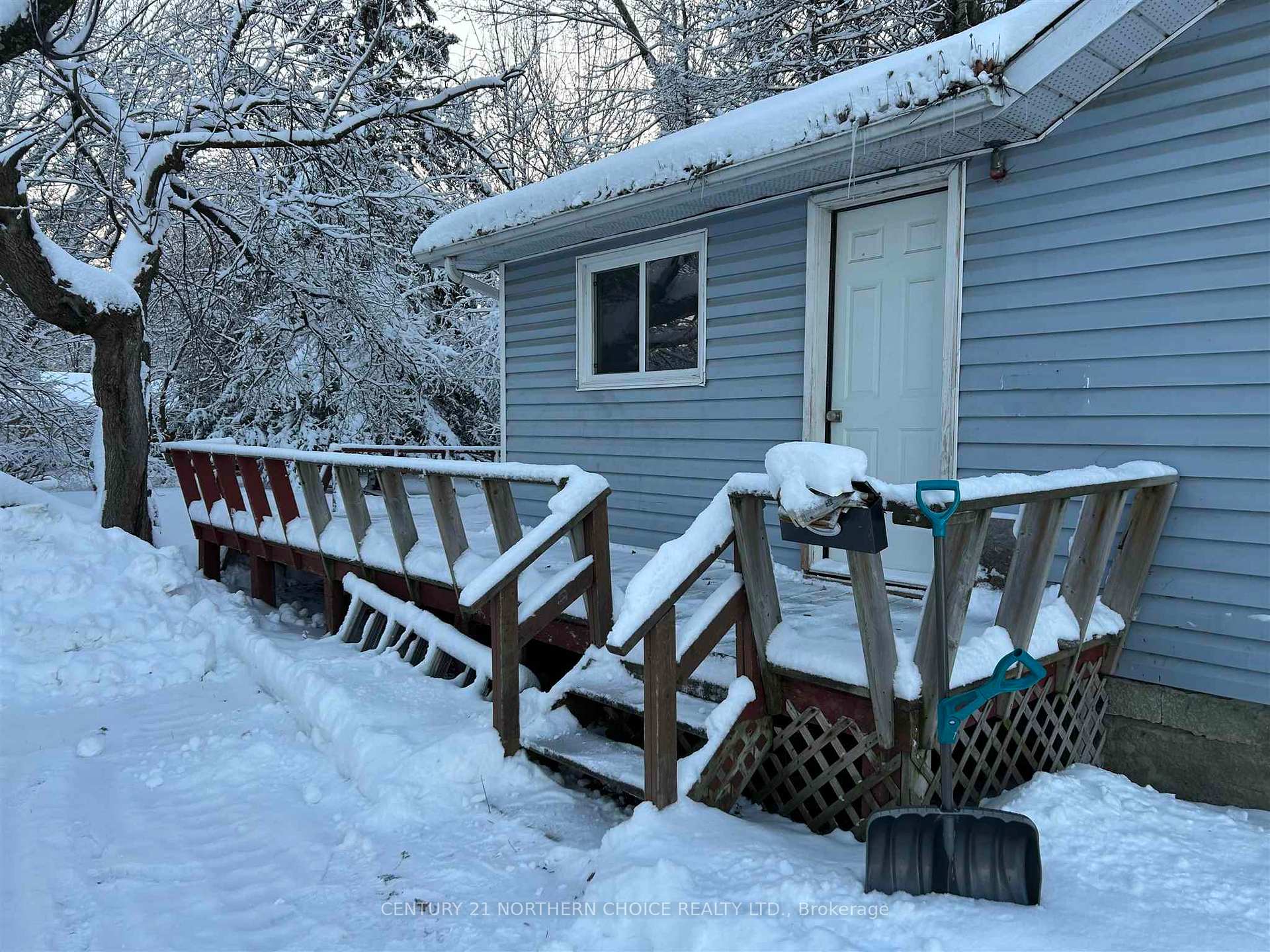 Photo 35 of 1109 Kings Highway, Fort Frances — HOMEH