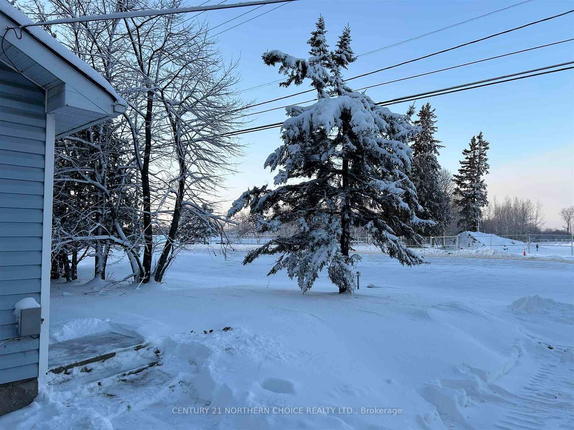 Photo 39 of 1109 Kings Highway, Fort Frances — HOMEH