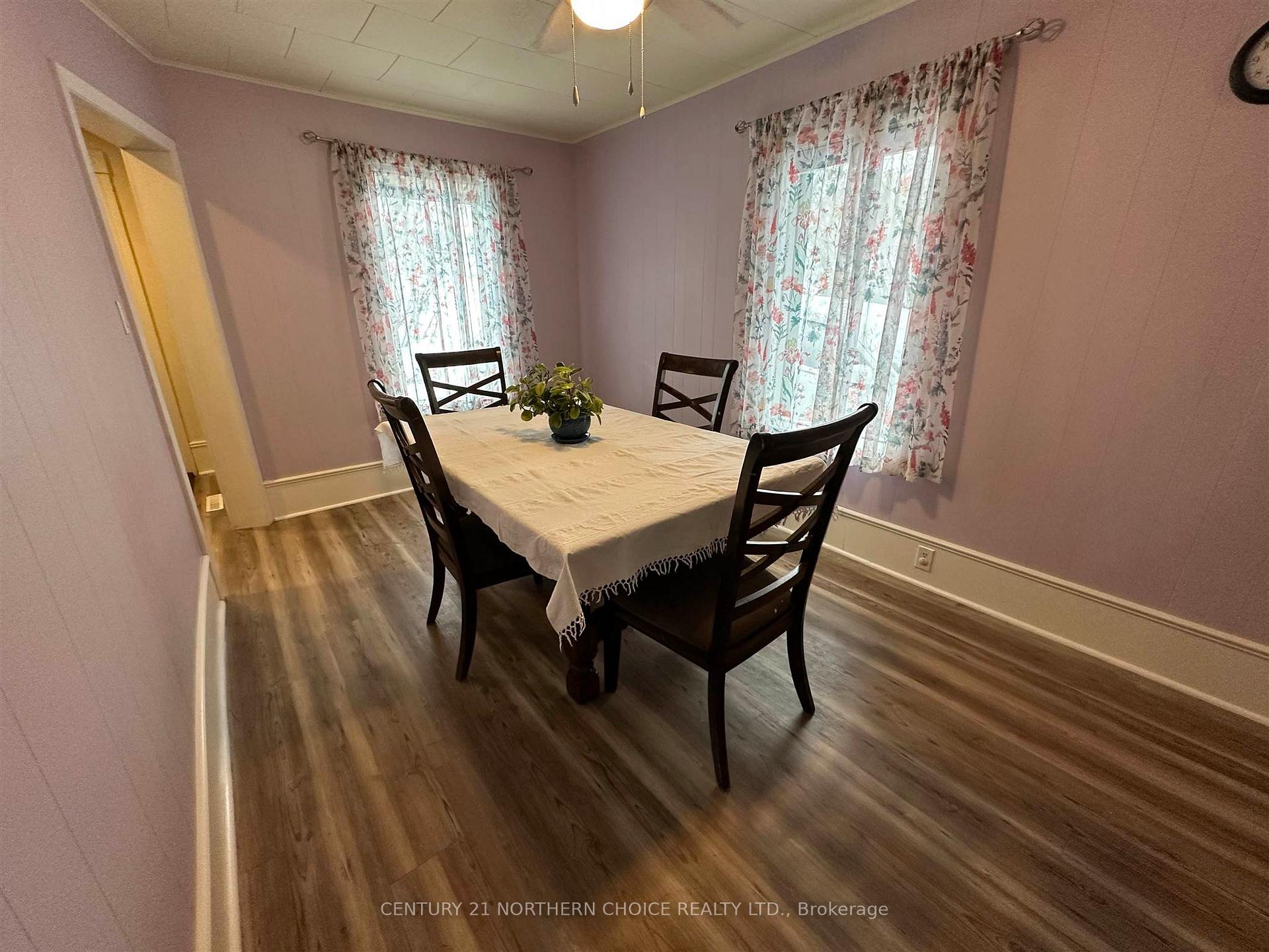 Photo 3 of 217 Fourth Street N, Kenora, North End — HOMEH