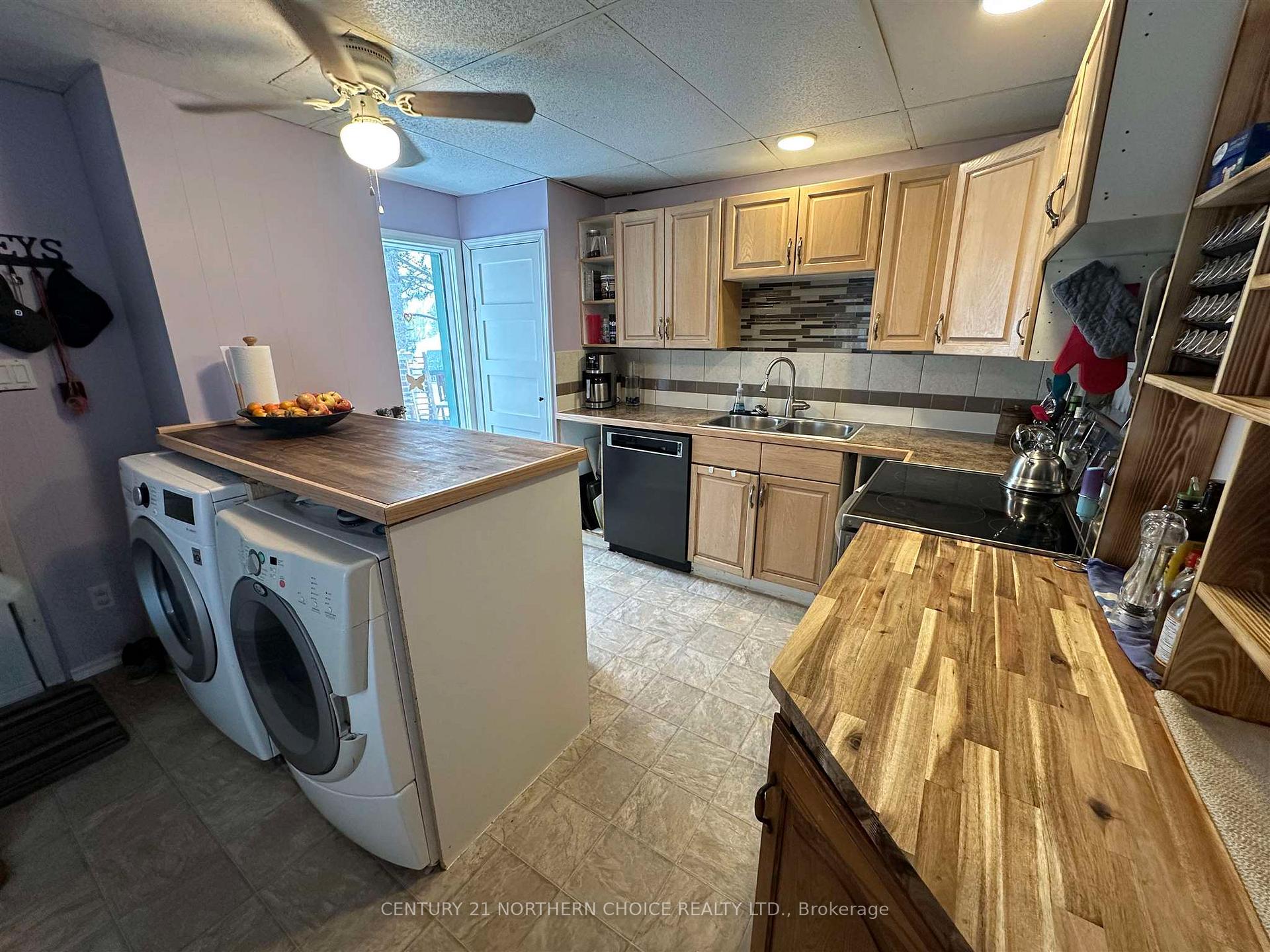 Photo 6 of 217 Fourth Street N, Kenora, North End — HOMEH