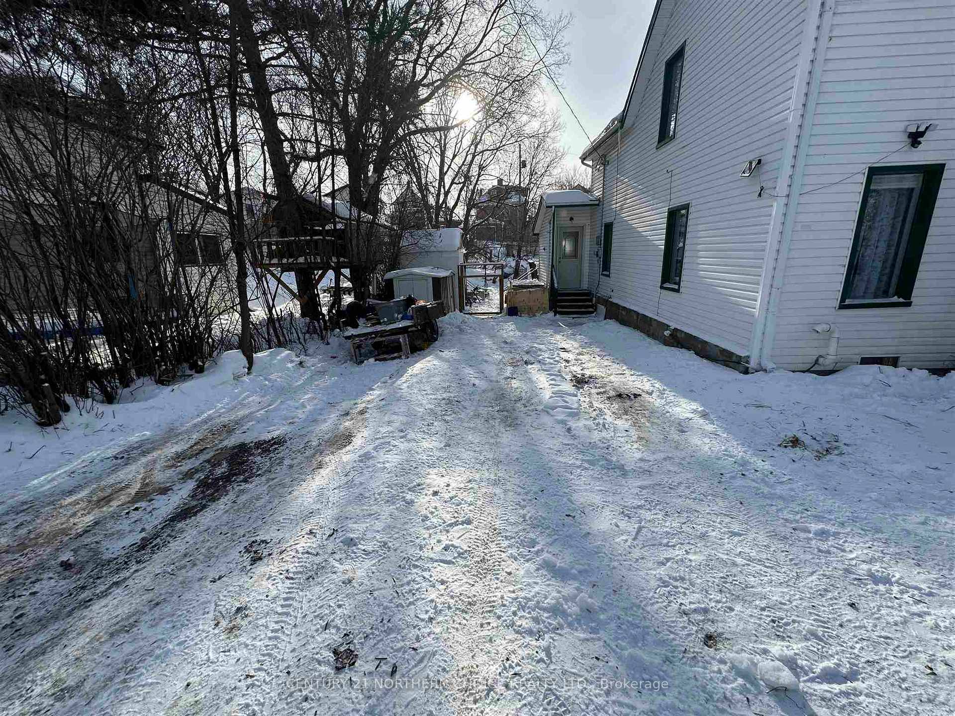 Photo 18 of 217 Fourth Street N, Kenora, North End — HOMEH