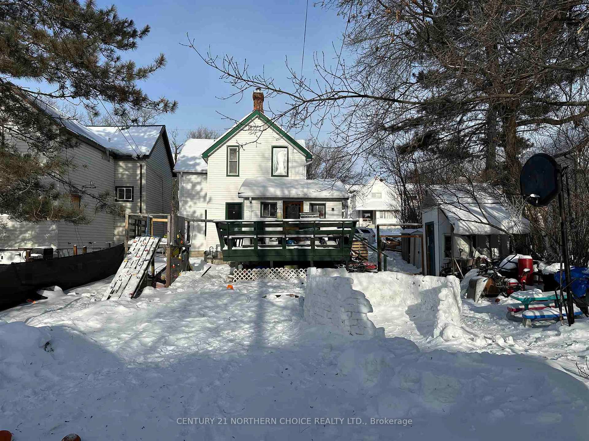 Photo 20 of 217 Fourth Street N, Kenora, North End — HOMEH