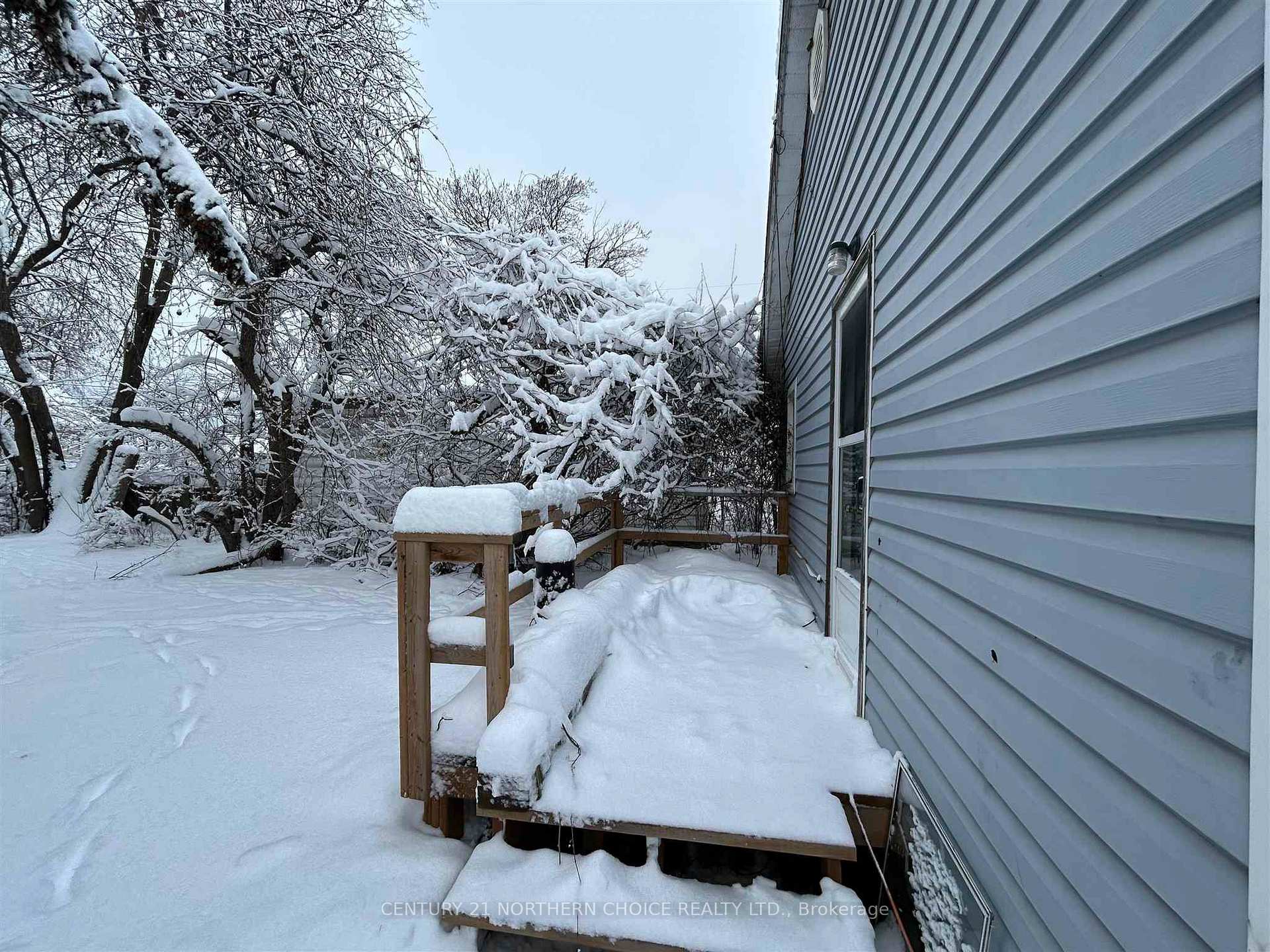 Photo 19 of 413 Crowe Avenue, Fort Frances — HOMEH