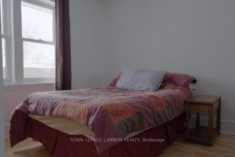 Photo 13 of 511 First Street, Greenstone — HOMEH