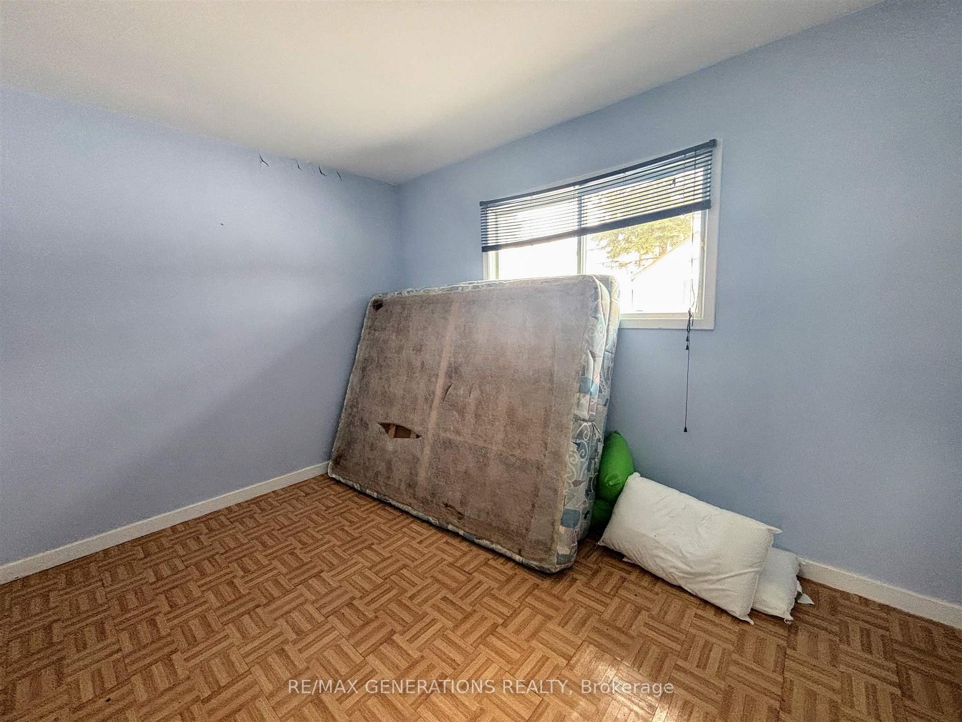 Photo 11 of 26 Neebig Avenue, Manitouwadge — HOMEH