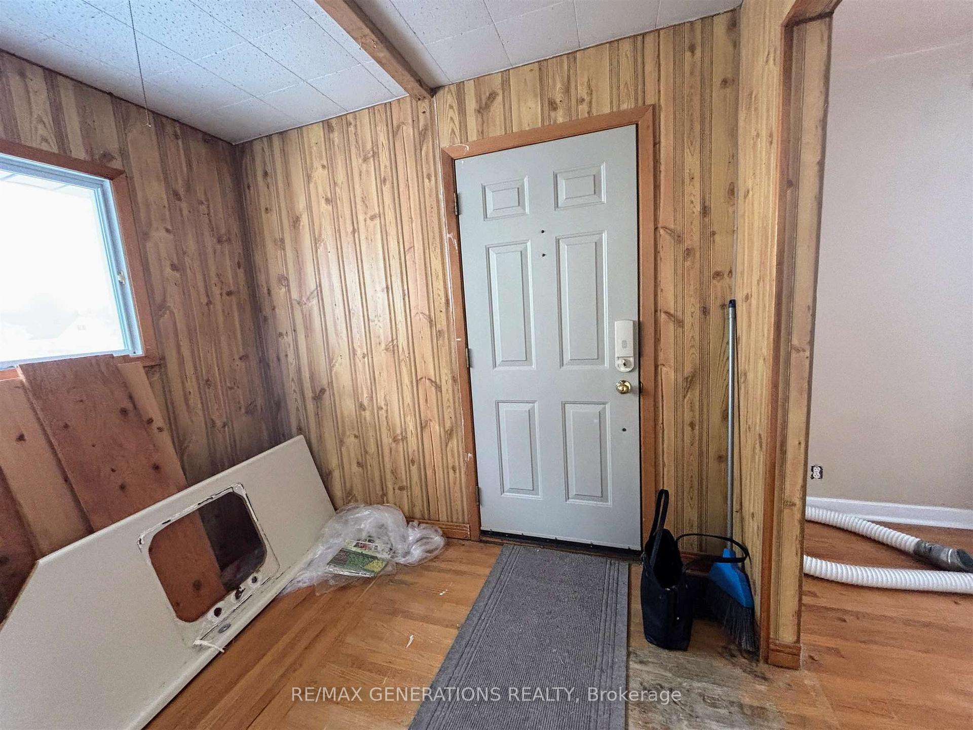 Photo 15 of 26 Neebig Avenue, Manitouwadge — HOMEH