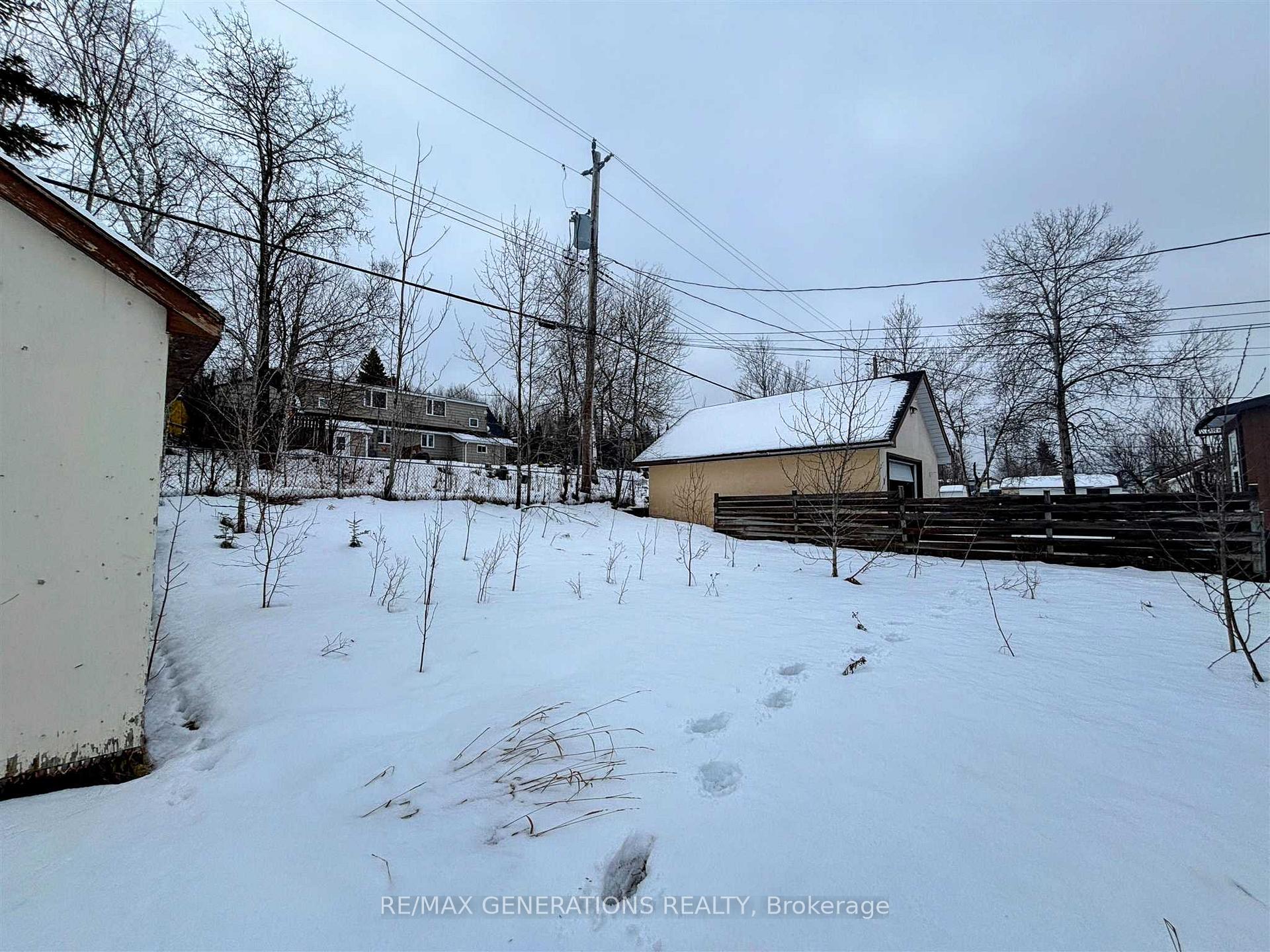 Photo 37 of 26 Neebig Avenue, Manitouwadge — HOMEH