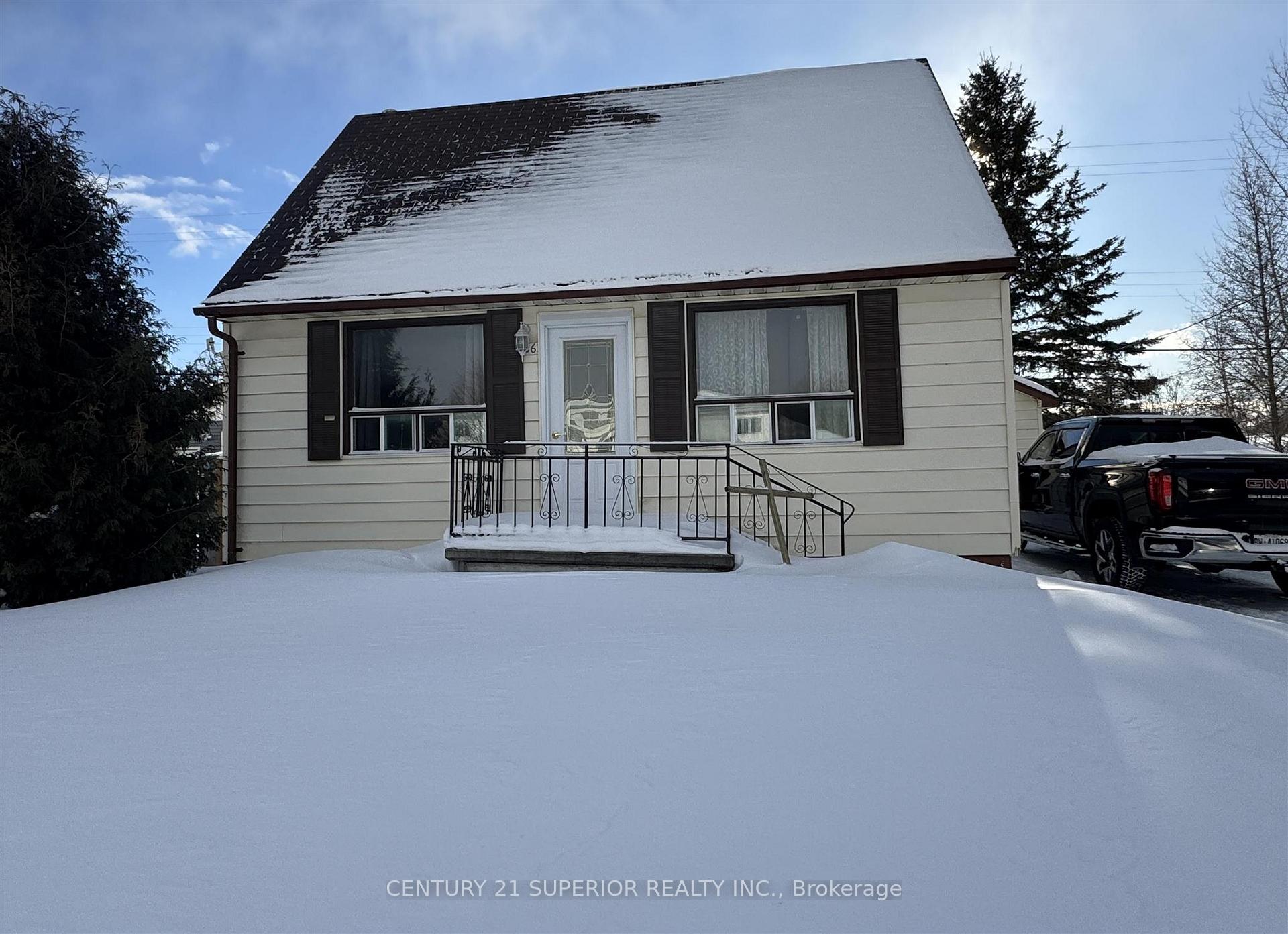 Photo 1 of 26 Ohsweken Road, Manitouwadge — HOMEH