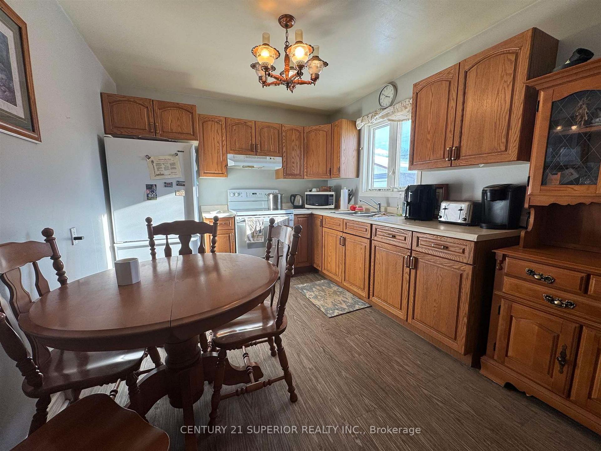 Photo 7 of 26 Ohsweken Road, Manitouwadge — HOMEH