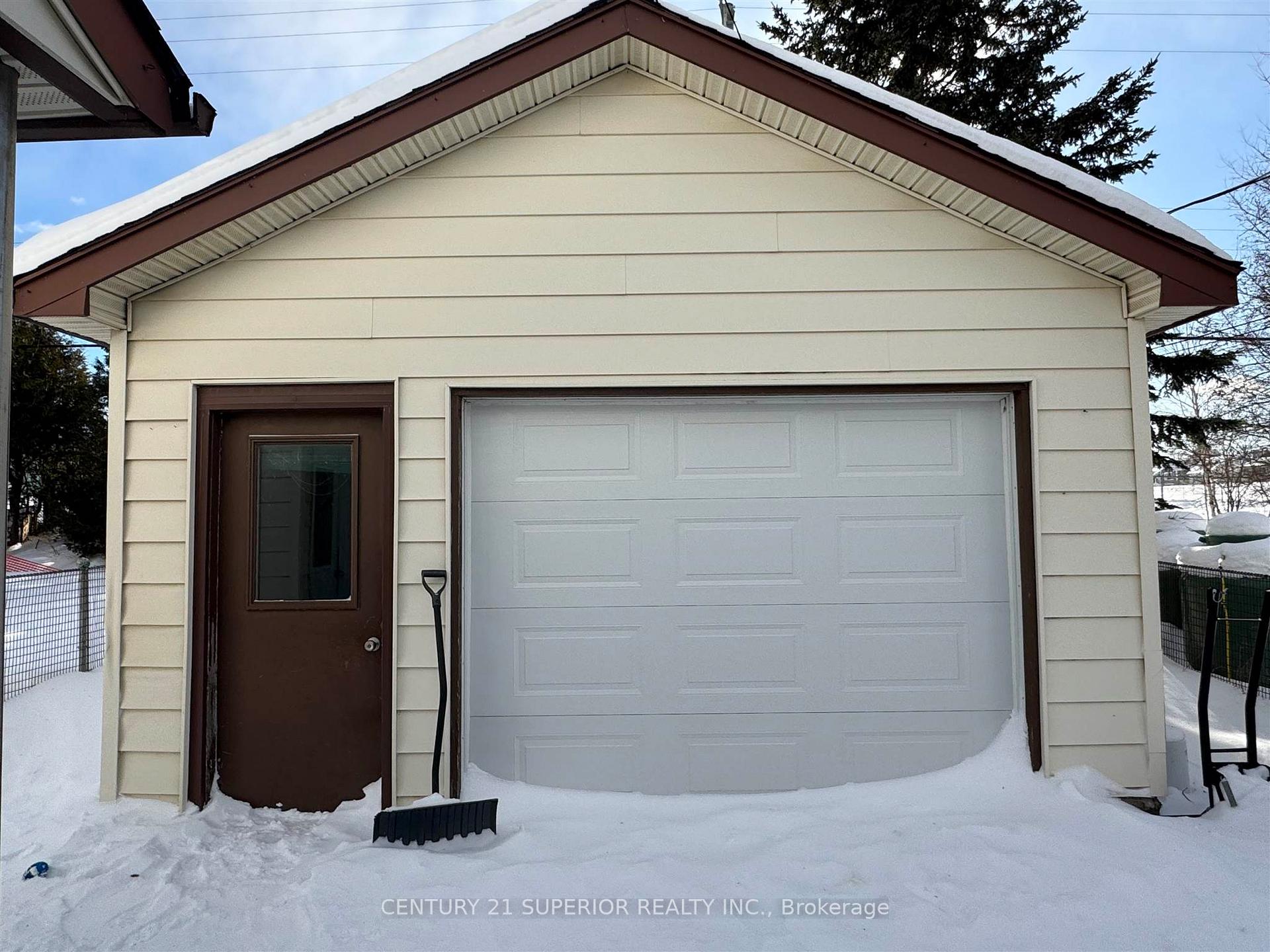 Photo 25 of 26 Ohsweken Road, Manitouwadge — HOMEH
