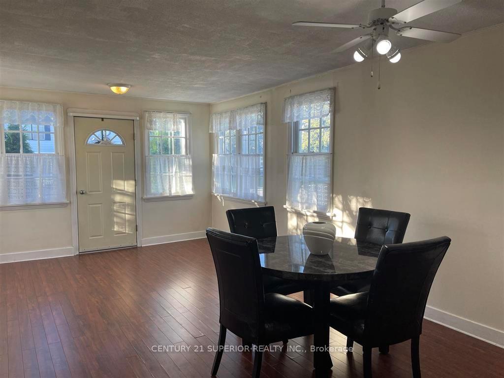 Photo 11 of 13 Drake Street, Marathon — HOMEH