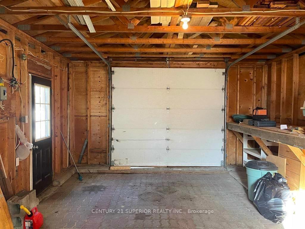 Photo 36 of 13 Drake Street, Marathon — HOMEH