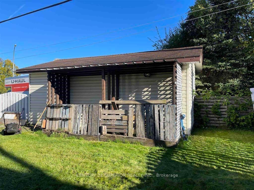 Photo 37 of 13 Drake Street, Marathon — HOMEH
