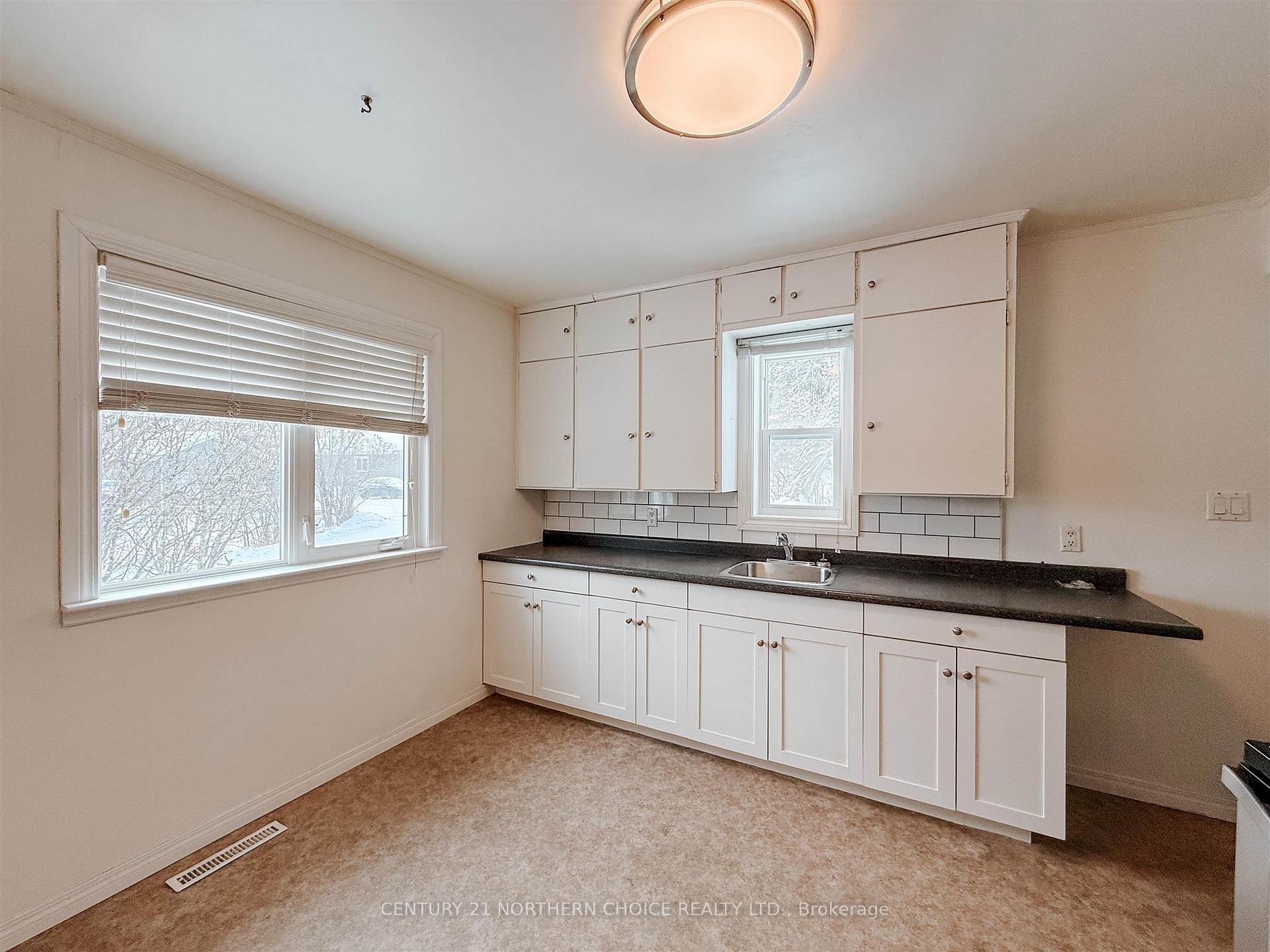 Photo 7 of 1326 River Drive, Kenora, Lakeside — HOMEH