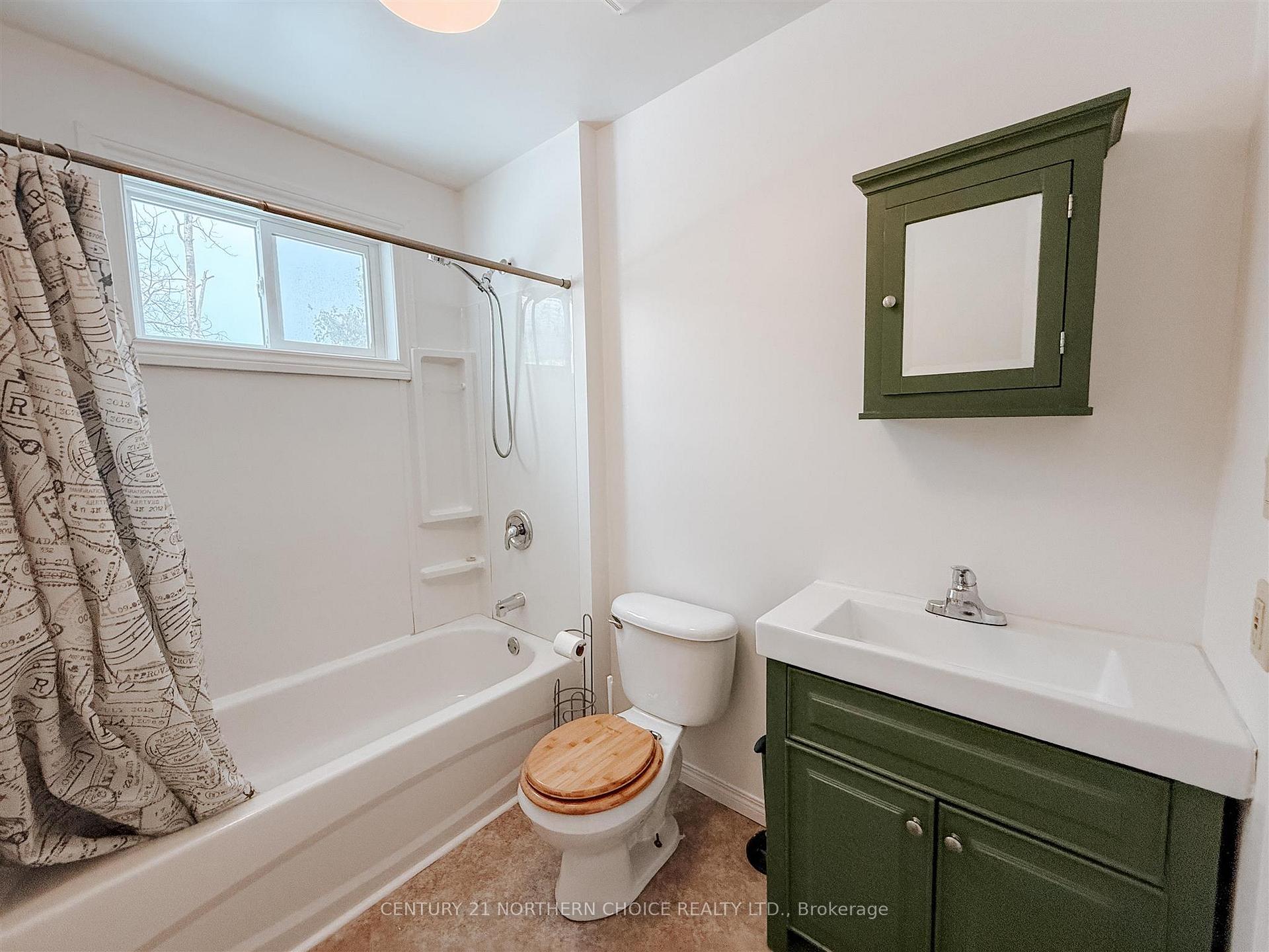 Photo 17 of 1326 River Drive, Kenora, Lakeside — HOMEH