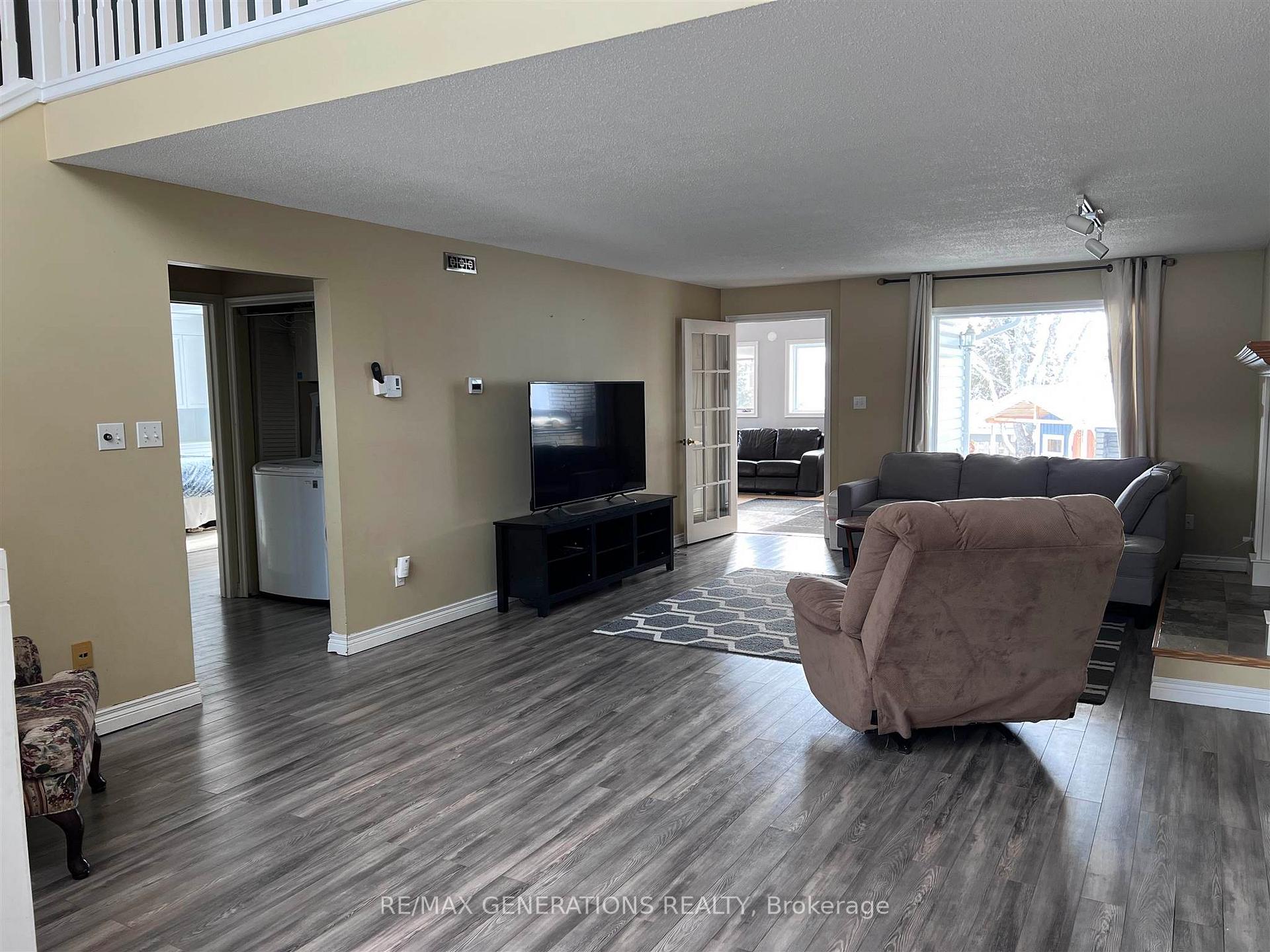 Photo 8 of 36 LaVerendrye Crescent, Marathon — HOMEH